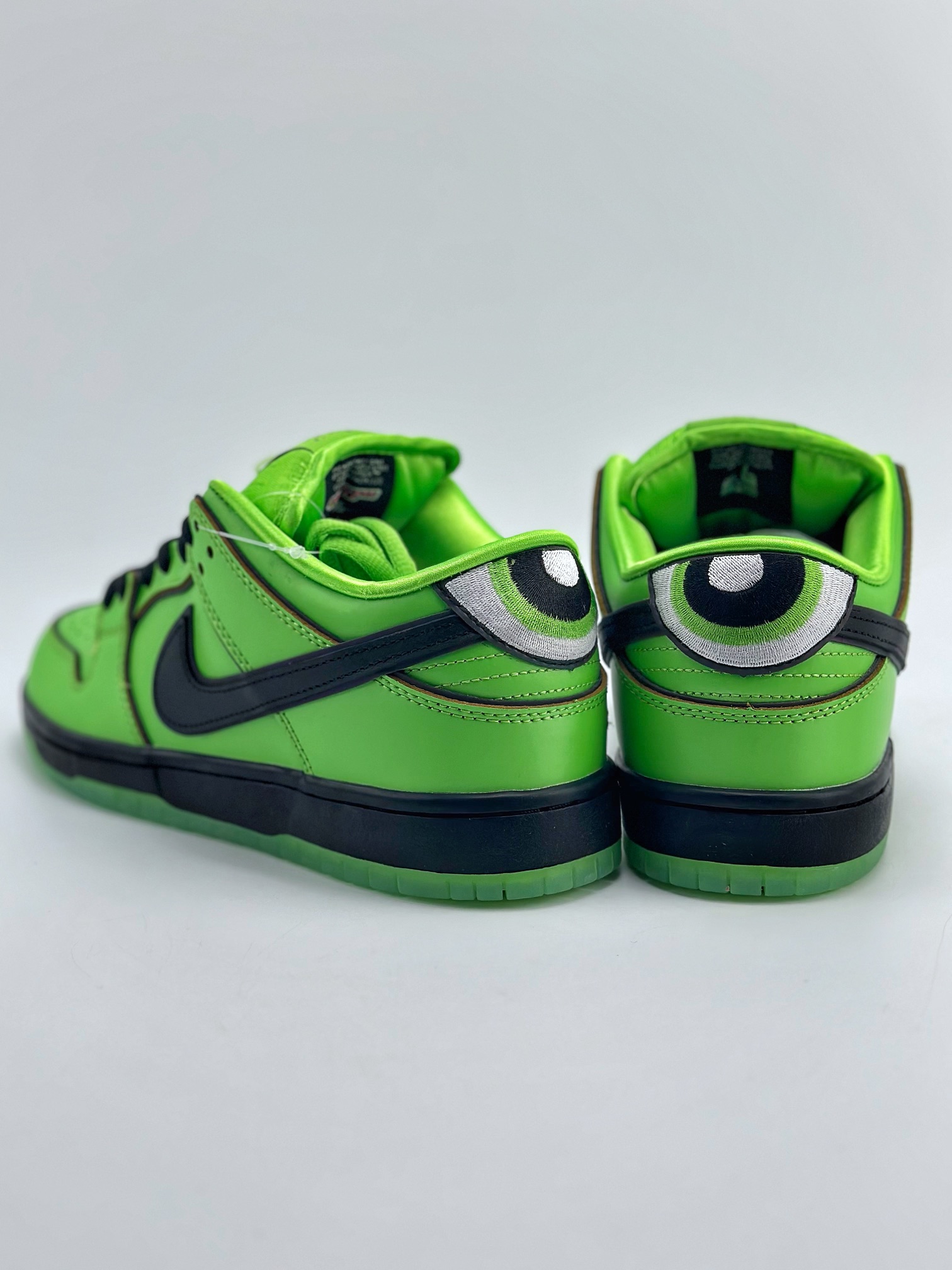 380 Nike SB Dunk Low x The Powerpuff Girls 天小女警联名 FZ8319-300