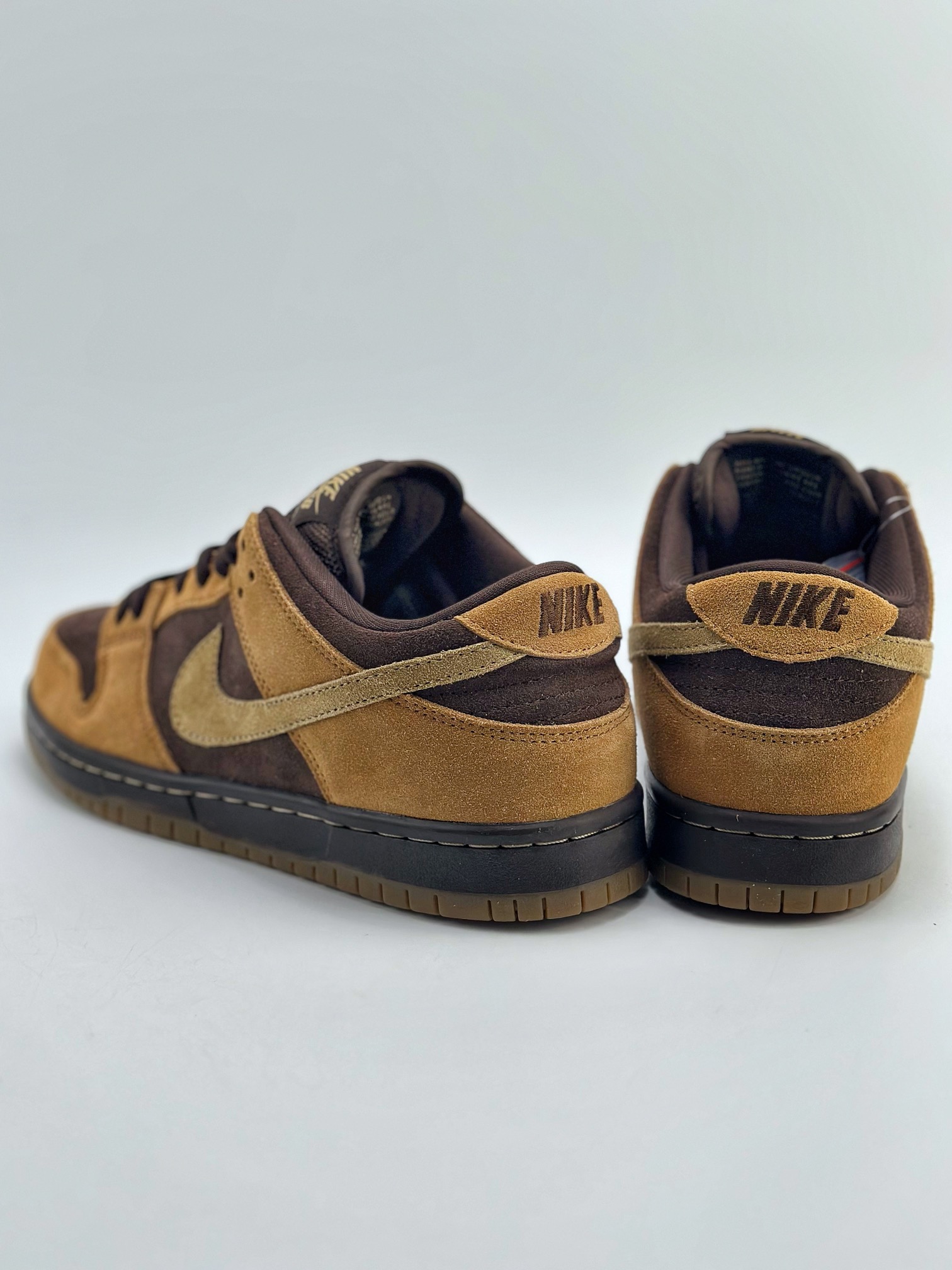 210 NIKE SB Dunk Low Pro 摩卡棕 304292-221