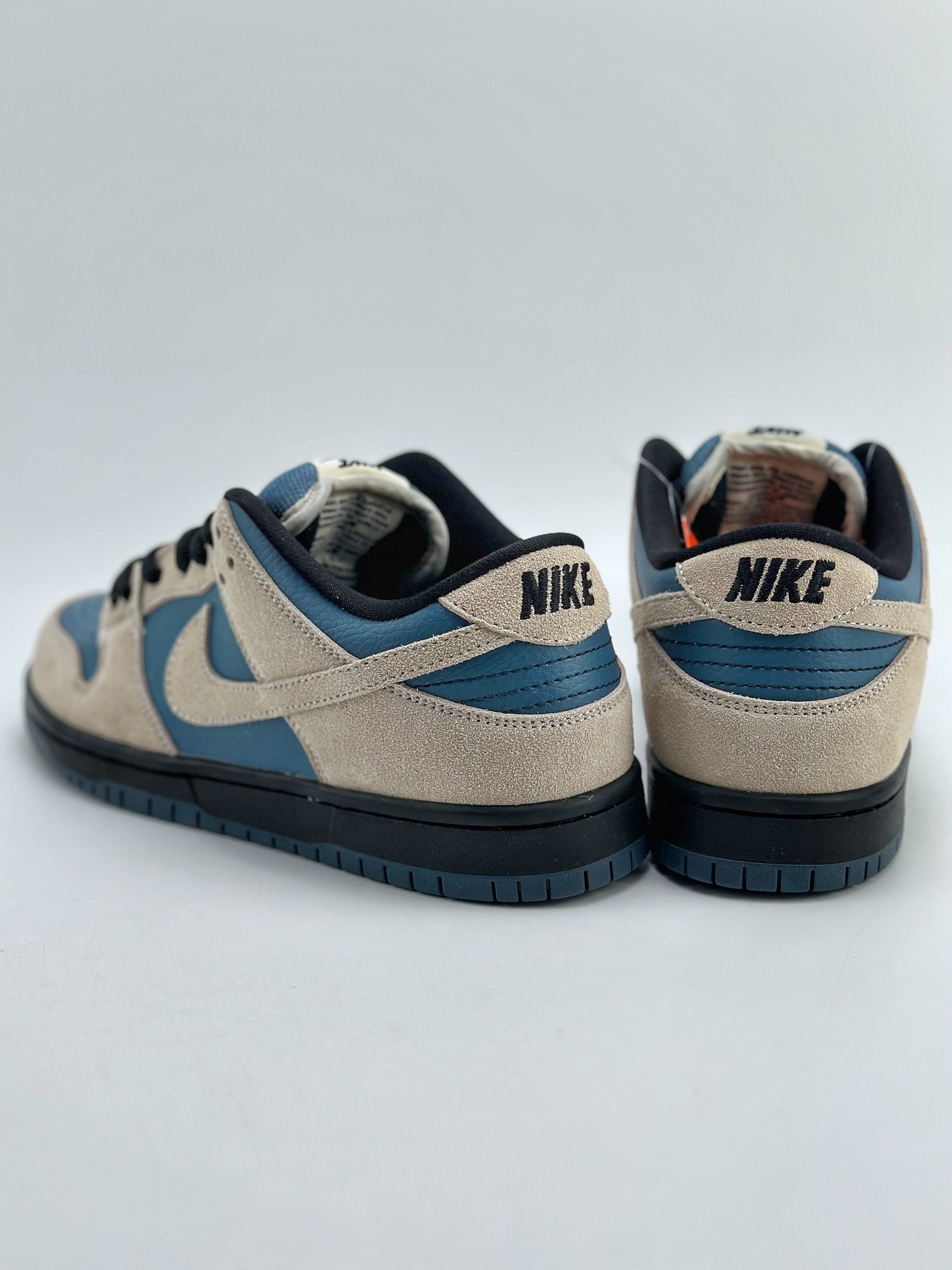 210 NIKE SB Dunk Low Pro "Thunderstorm" 蓝白 BQ6817-200