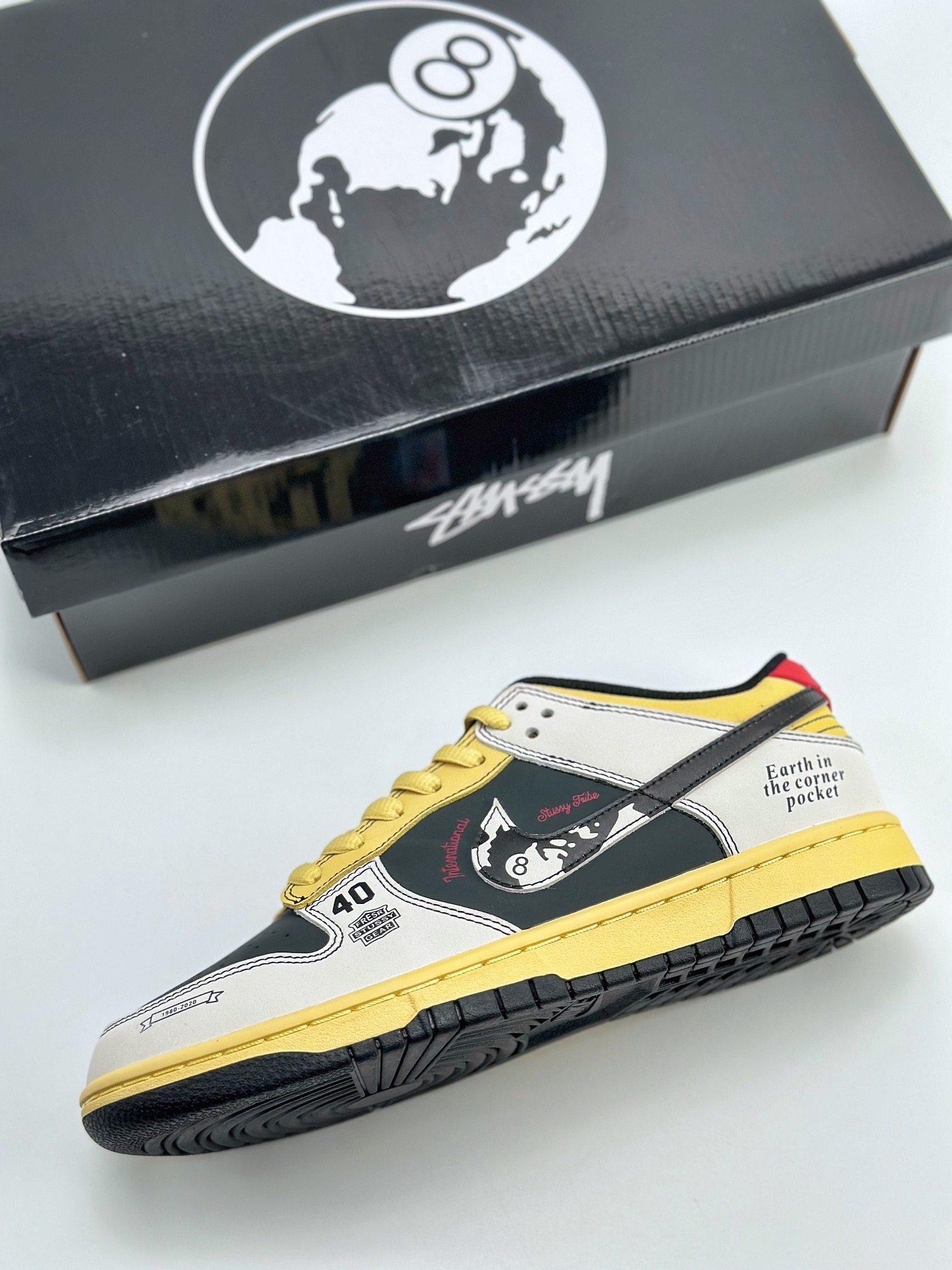 300 Nike SB Dunk Low x Stussy 黑红印花 ST6636-002