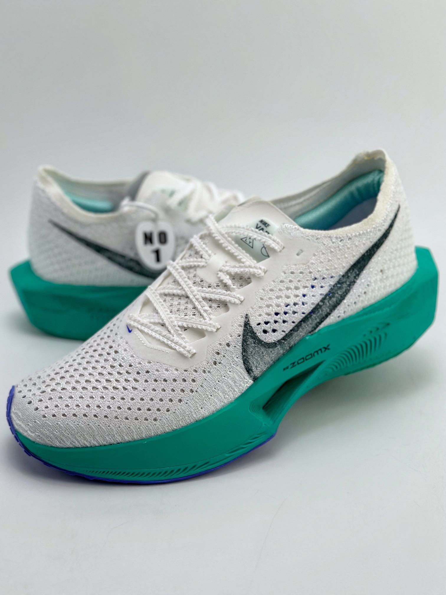 350 Nike ZoomX Vaporfly NEXT%3 减震马拉松跑步鞋 DV4129-102