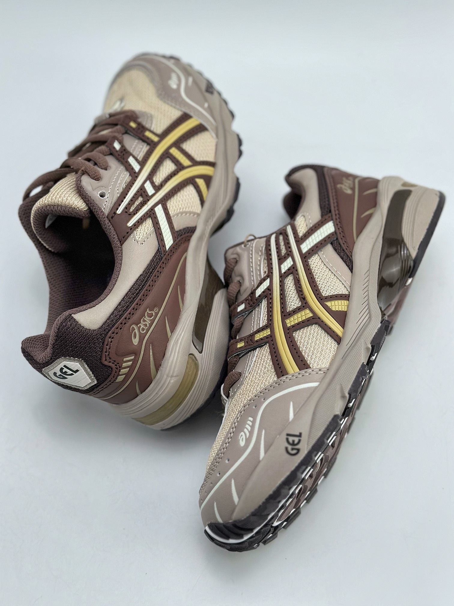 180 亚瑟士/ASICS Tiger GEL-1090系列 1203A24-201