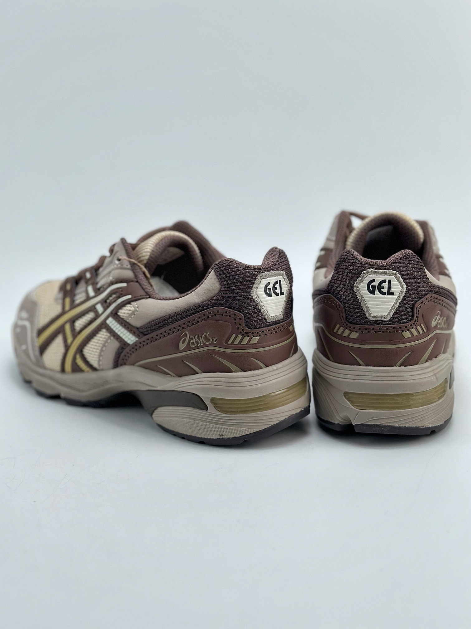 180 亚瑟士/ASICS Tiger GEL-1090系列 1203A24-201