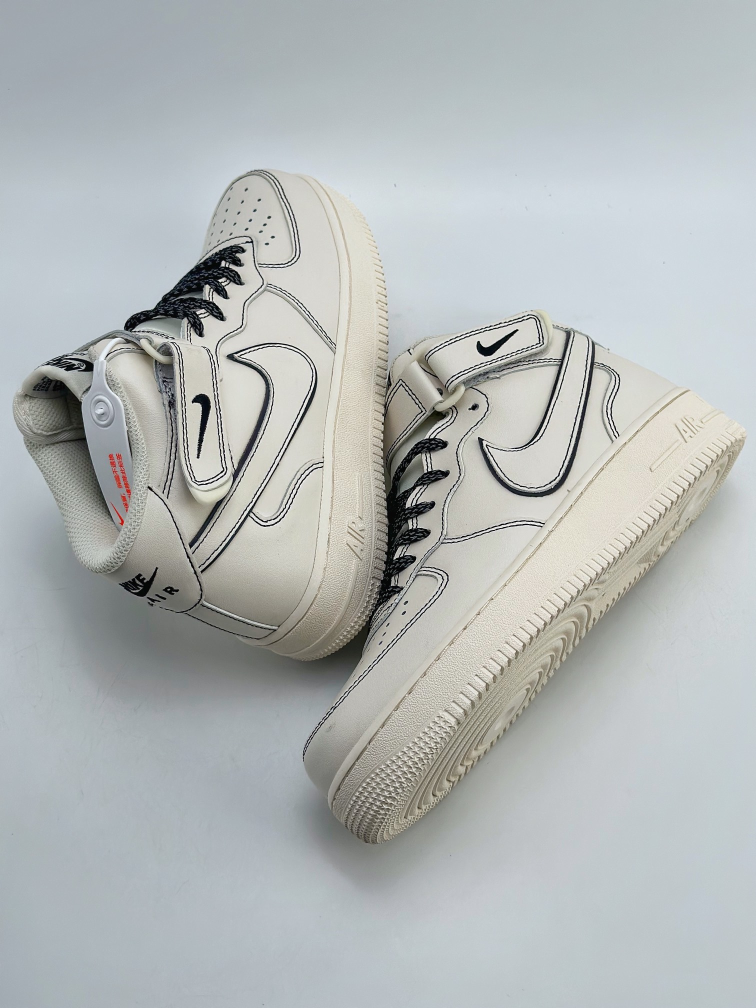 260 Nike Air Force 1 Mid 07 兔八哥米白黑3M BY6899-693