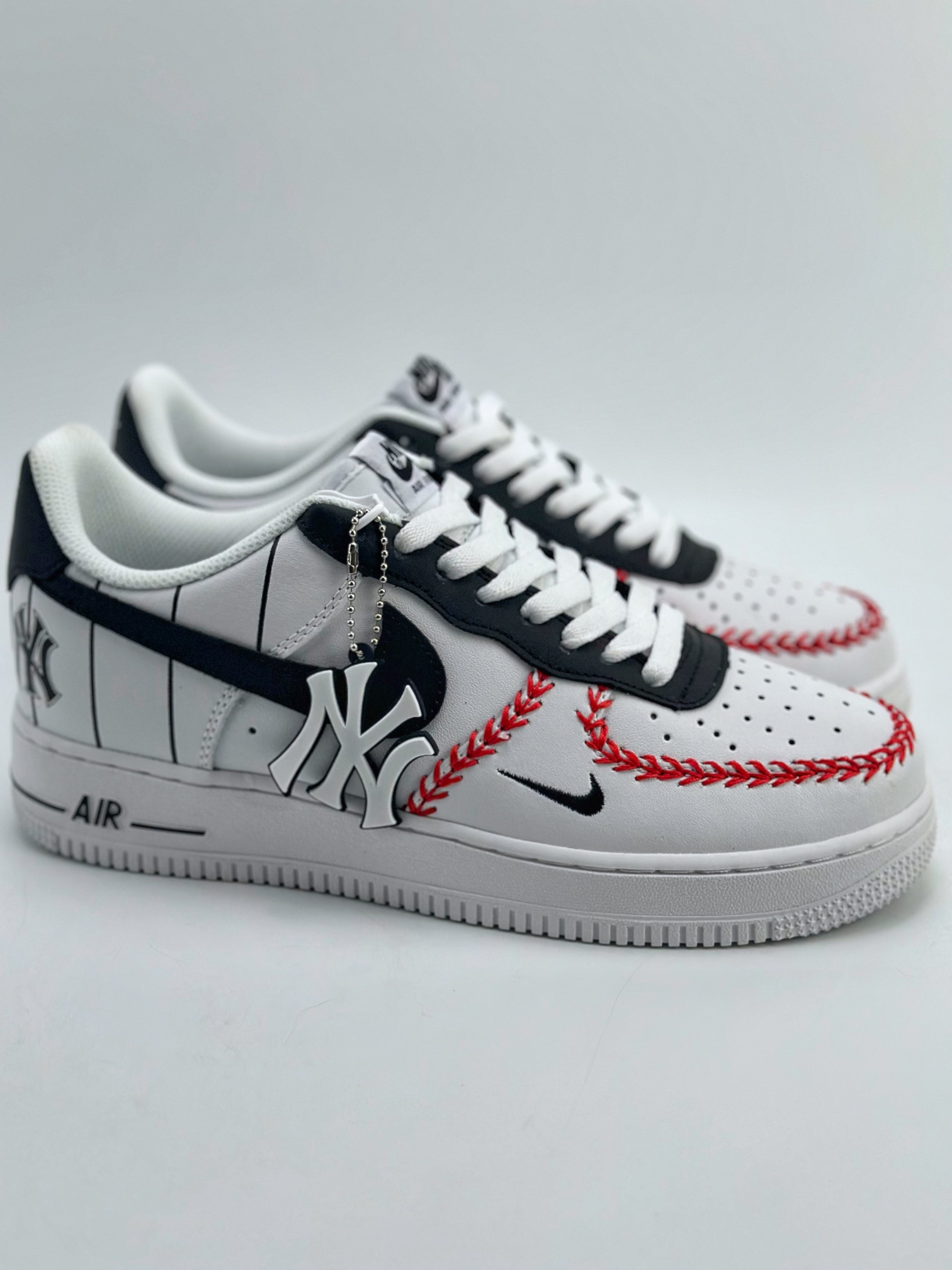 240 Nike Air Force 1 Low 07 x MLB 联名白黑红 NY1107-11