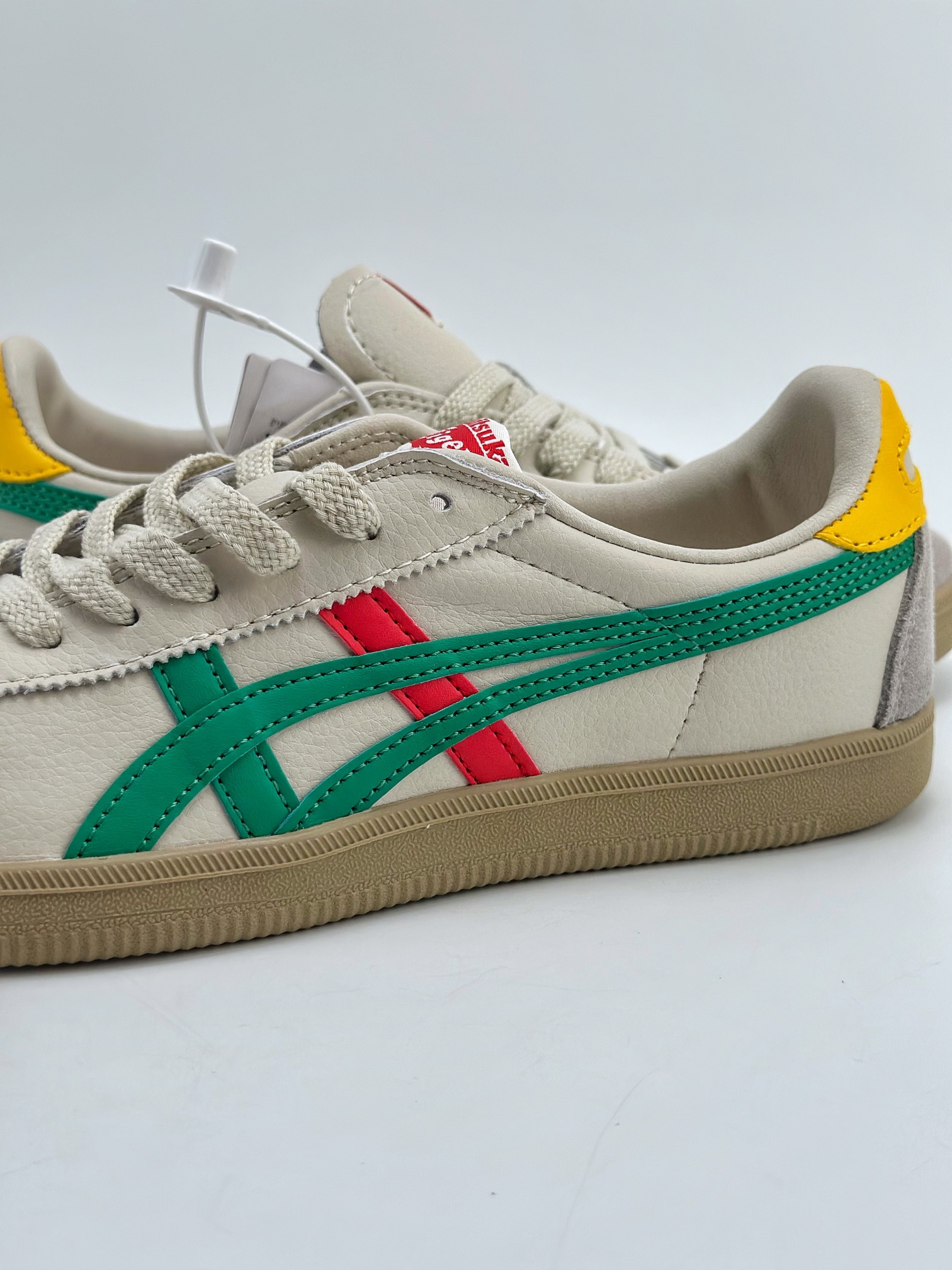 150 亚瑟士 Onitsuka Tiger Tokuten 复古低帮休闲跑鞋 1183C095-100