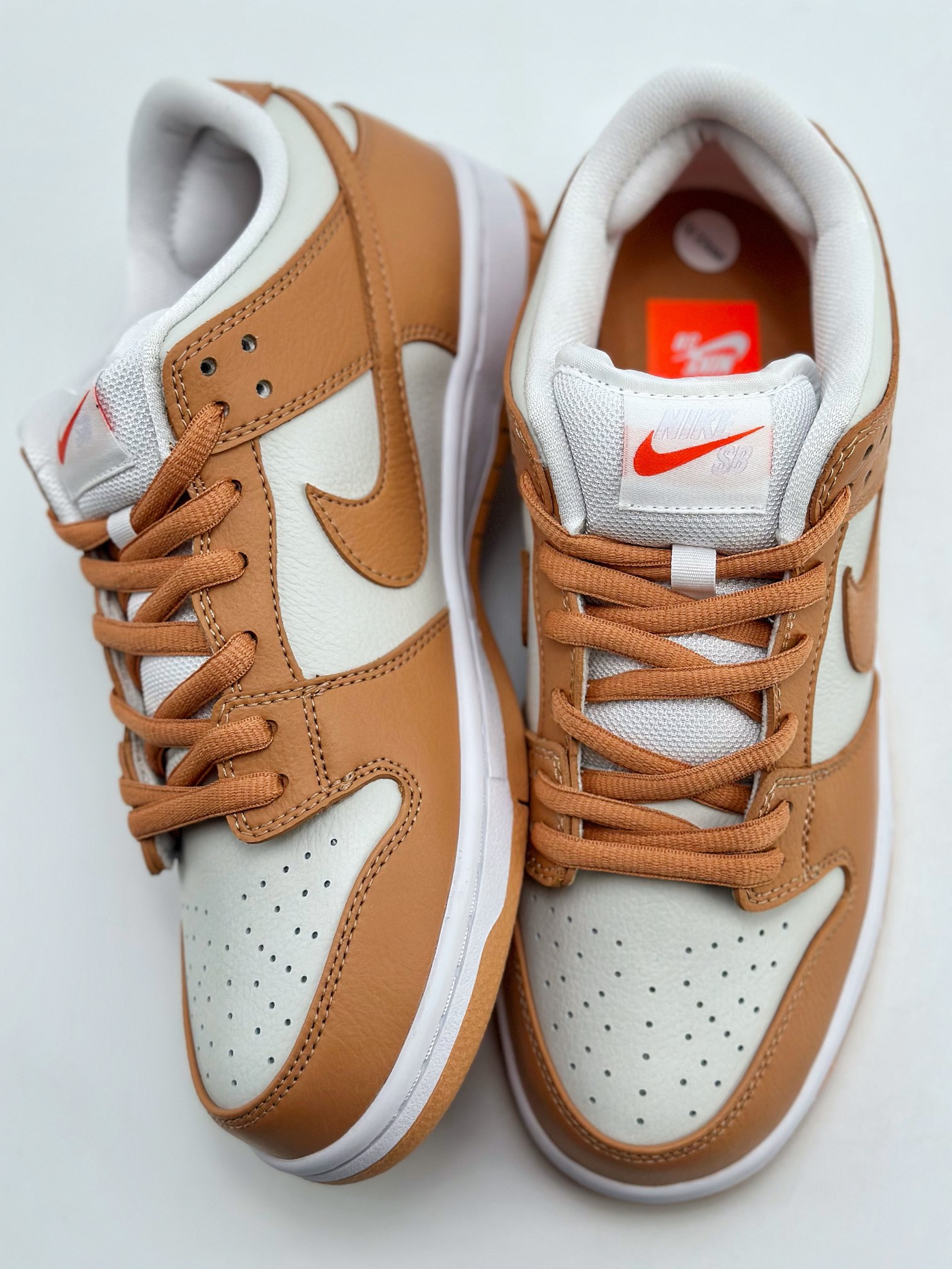 210 NIKE SB Dunk Low "Light Cognac" 藕色 DM8998-200