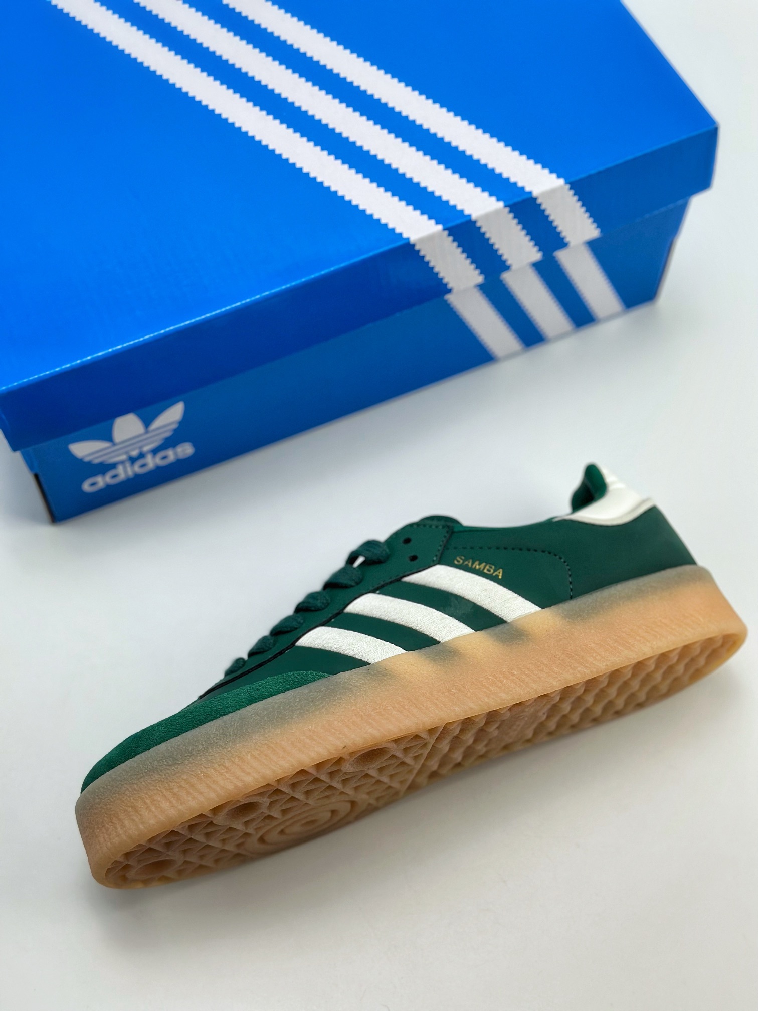 150 Adidas Samba VEGAN 百搭单品这款运动鞋 IF1835