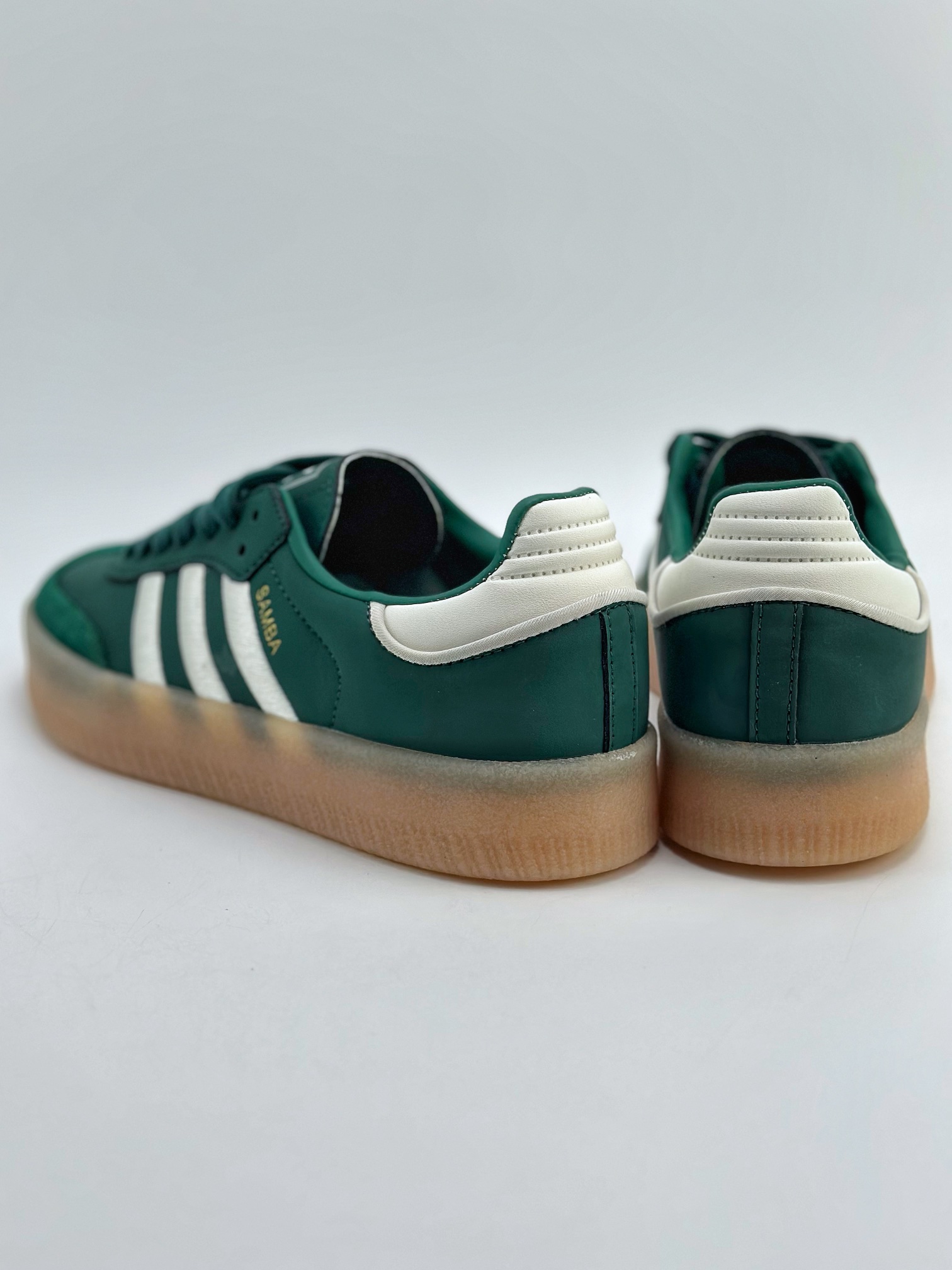 150 Adidas Samba VEGAN 百搭单品这款运动鞋 IF1835