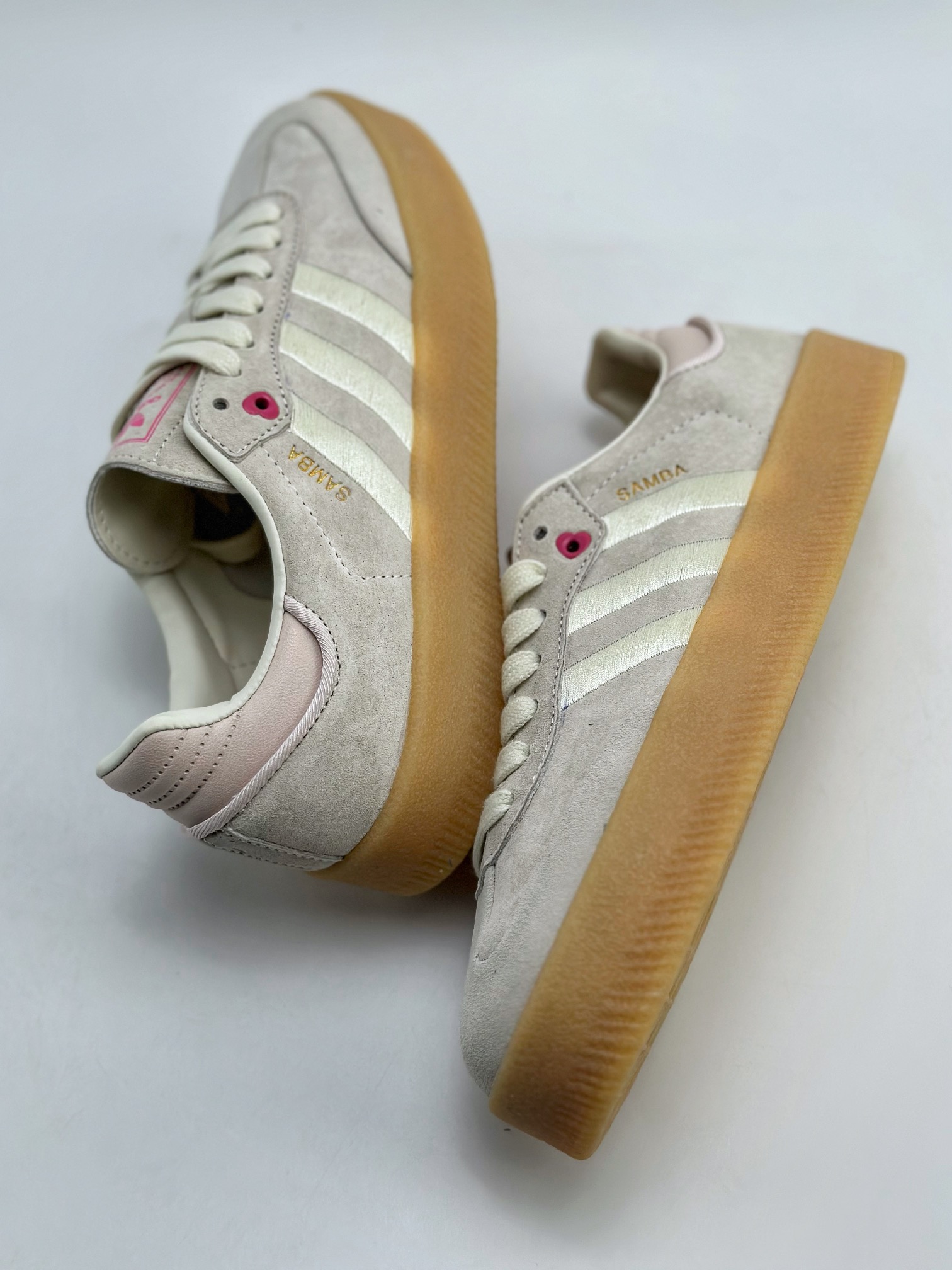 150 Adidas Samba VEGAN 百搭单品这款运动鞋  ID1104