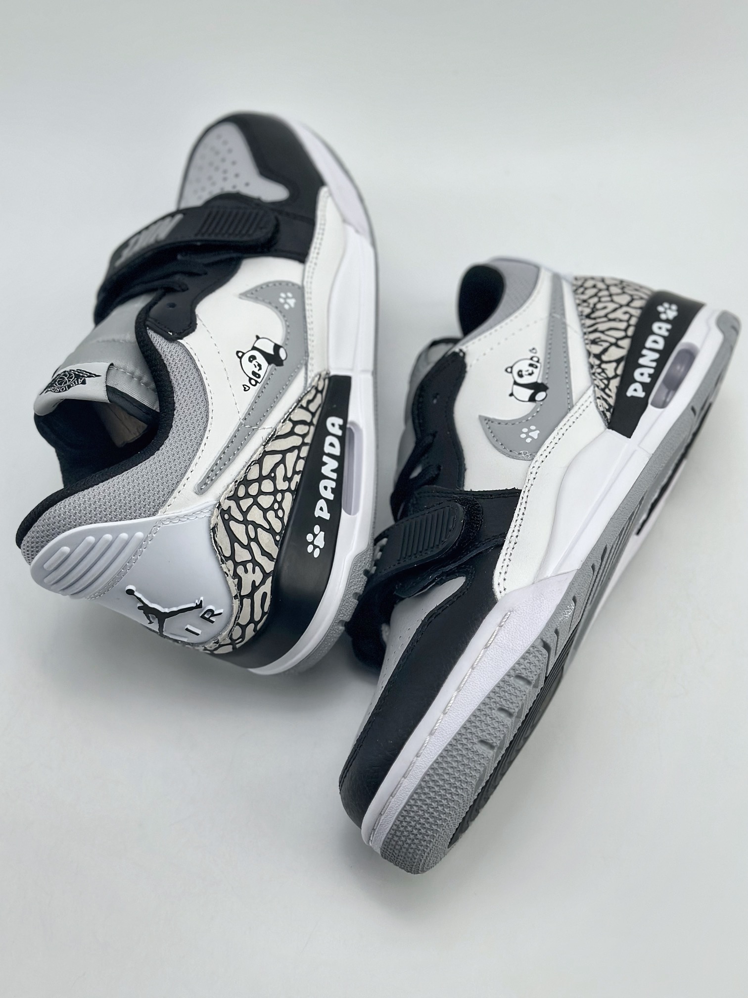 270 Air Jordan Legacy 312 Low 涂鸦手绘  CD7069-105