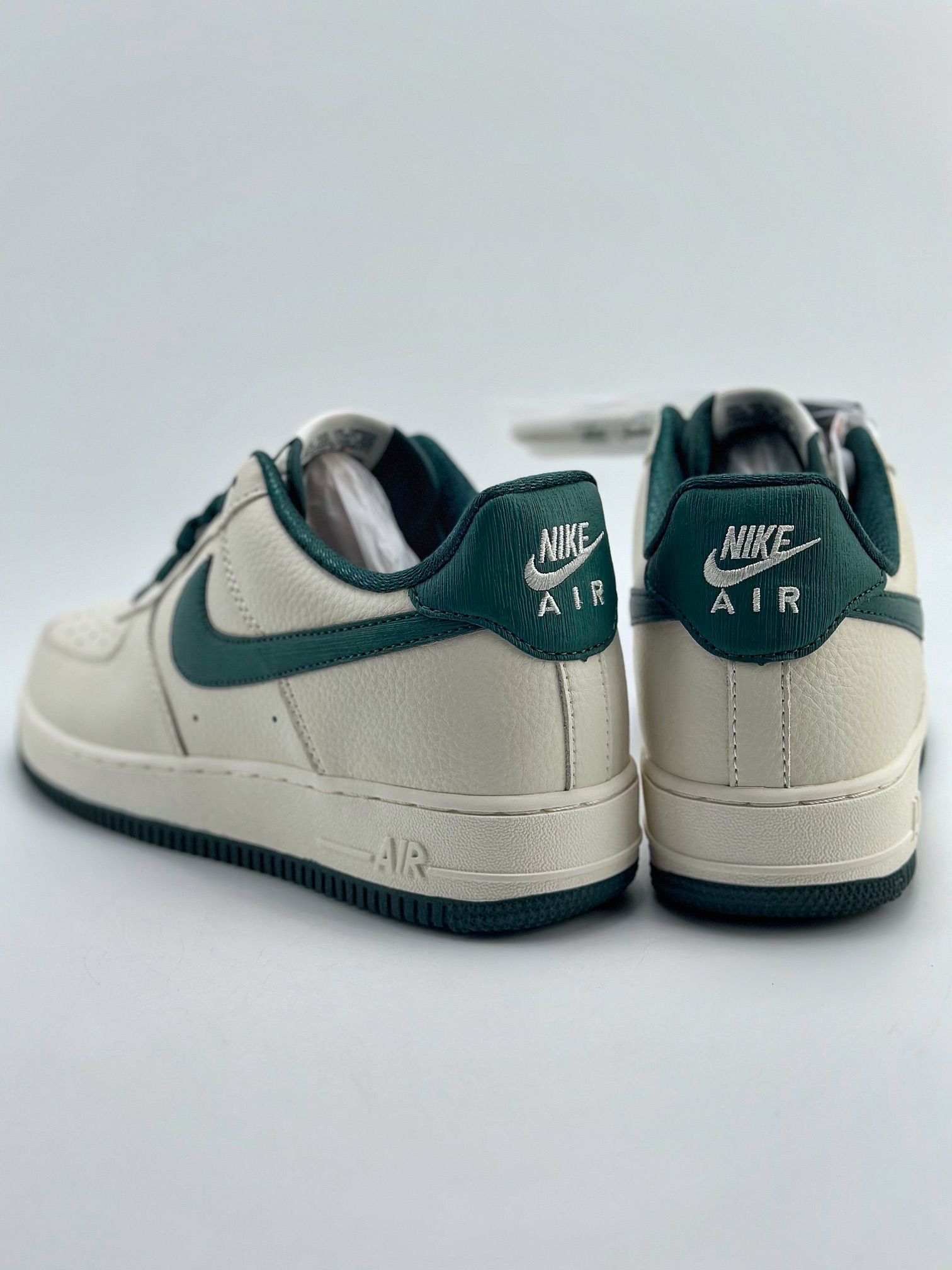 240 Nike Air Force 1 Low 07 带笔白深绿 PD3699-807