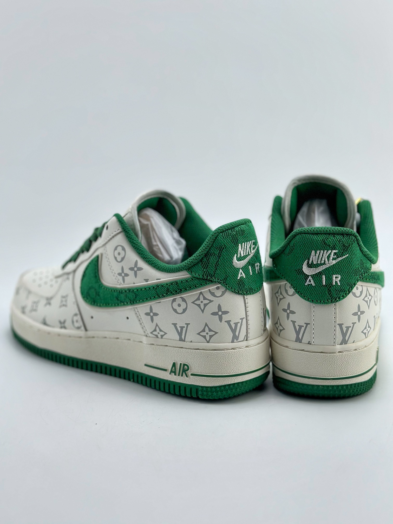 260 Nike Air Force 1 Low 07 x Louis Vuitton 印花联名 LU0251-136