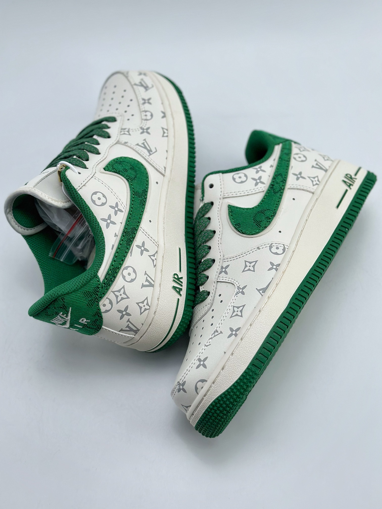 260 Nike Air Force 1 Low 07 x Louis Vuitton 印花联名 LU0251-136