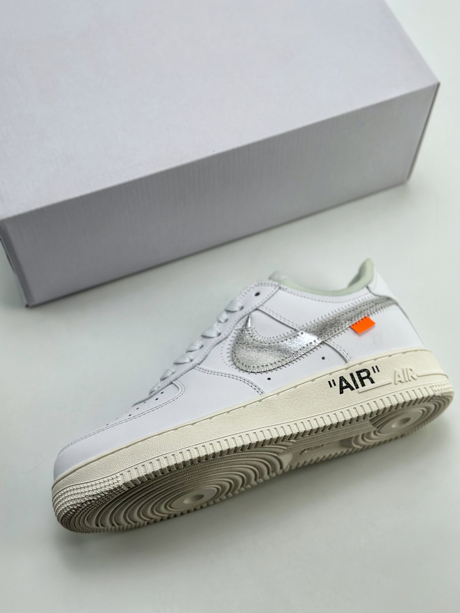 220 Nike Air Force 1 Low 07 x Off White x MoMA 超级天价联名 AO4297-100