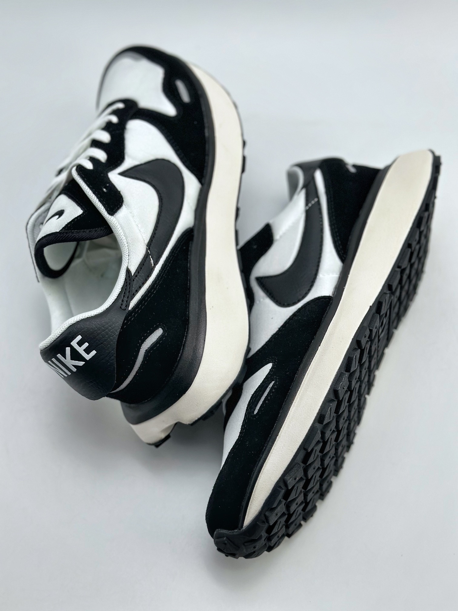 Sacai x NIKE VAPORWAFFLE joint deconstructed catwalk model FJ1409-100