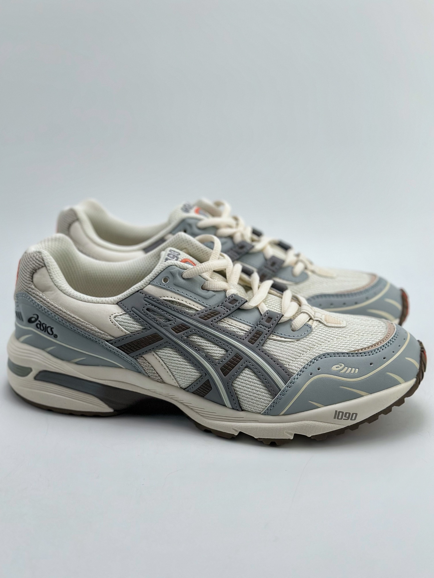 180 亚瑟士/ASICS Tiger GEL-1090系列 1203A243-021