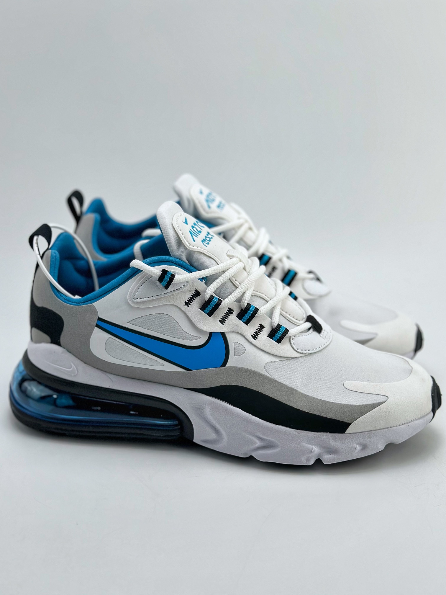 Air Max 270 REACT White, Black and Blue Official Website Strong Operation Main Push CT1280-101