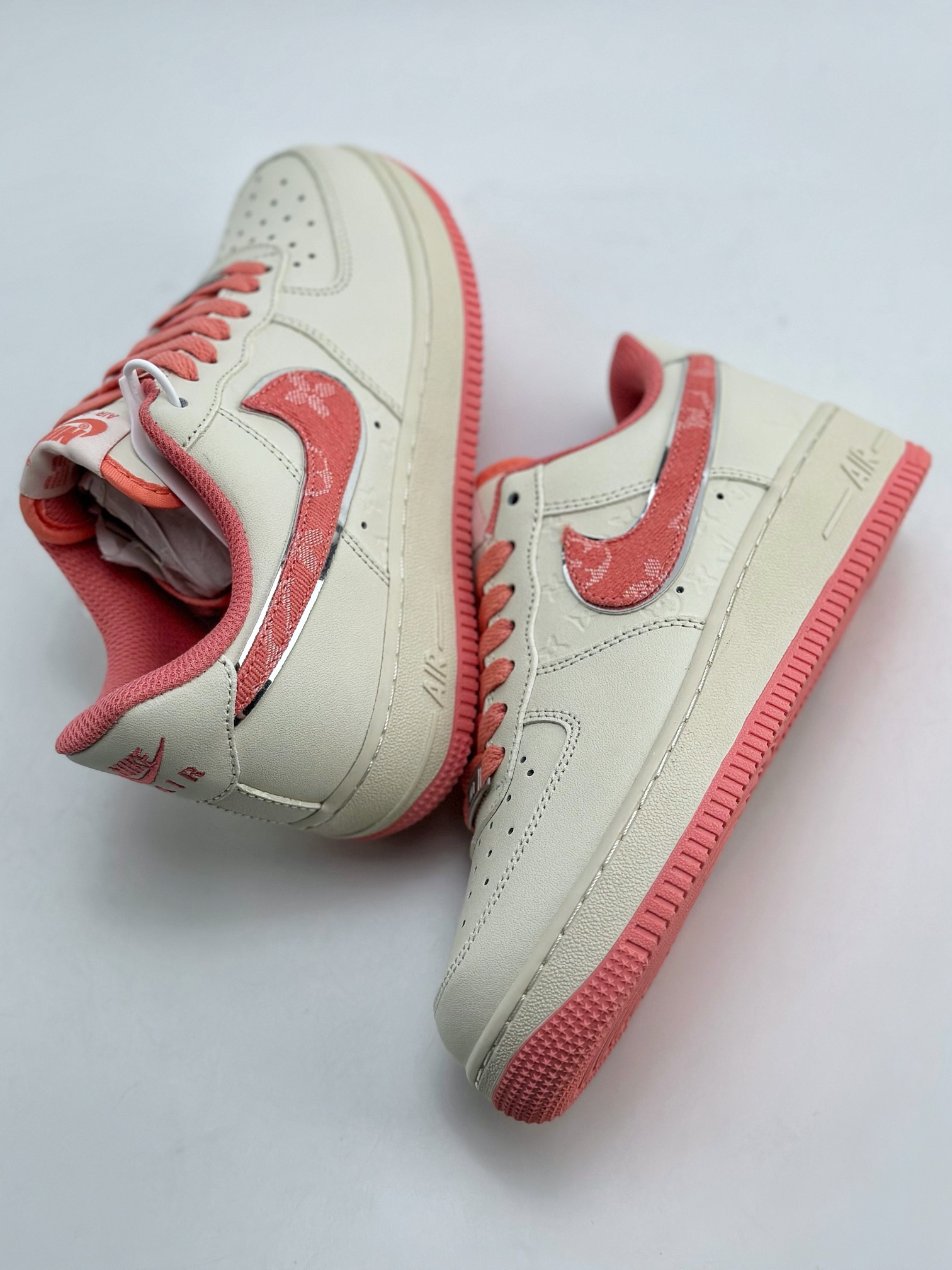 Nike Air Force 1 Low 07 x Louis Vuitton White and Pink LV Old Flower LV0506-088