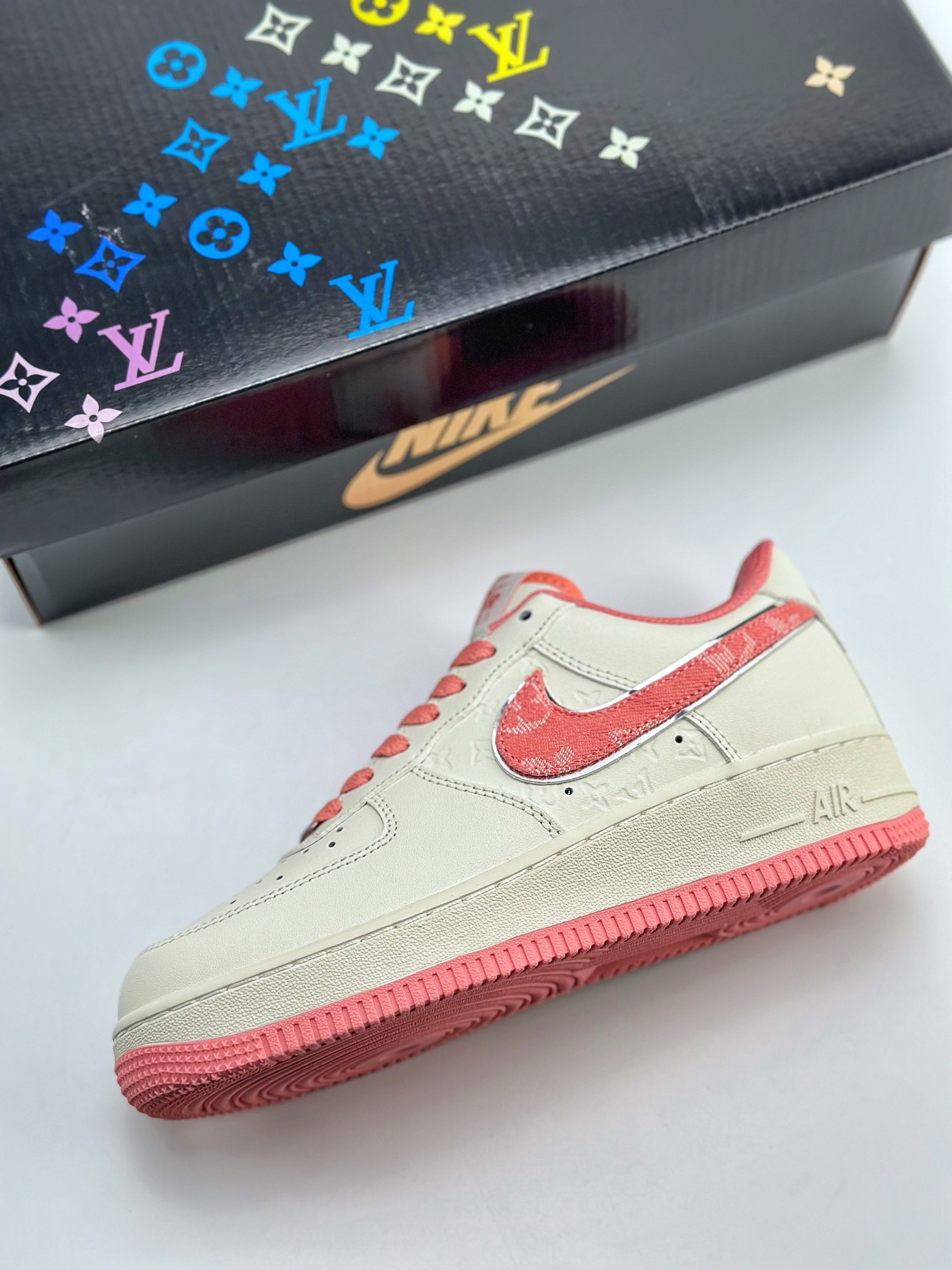 Nike Air Force 1 Low 07 x Louis Vuitton White and Pink LV Old Flower LV0506-088