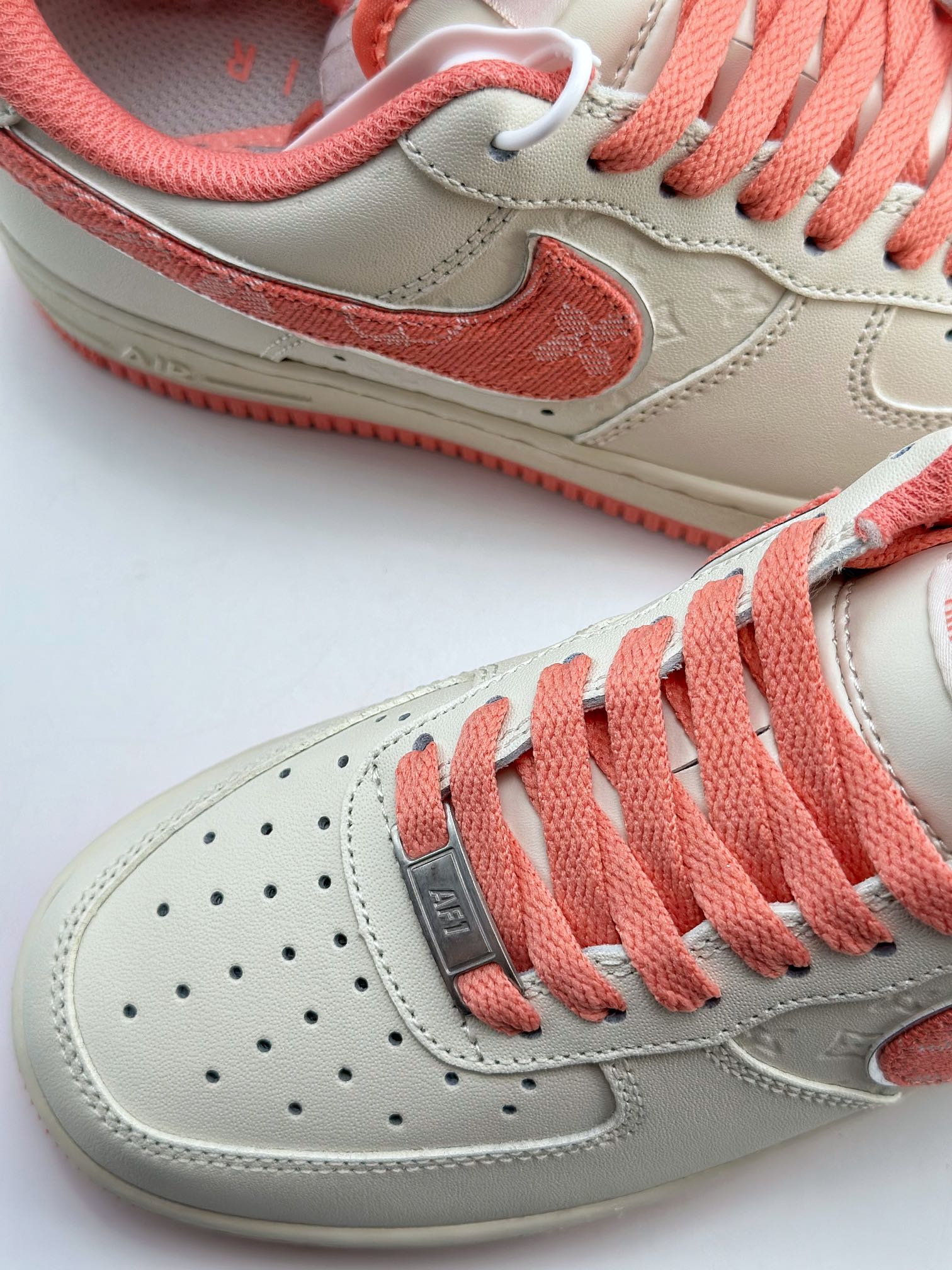 Nike Air Force 1 Low 07 x Louis Vuitton White and Pink LV Old Flower LV0506-088