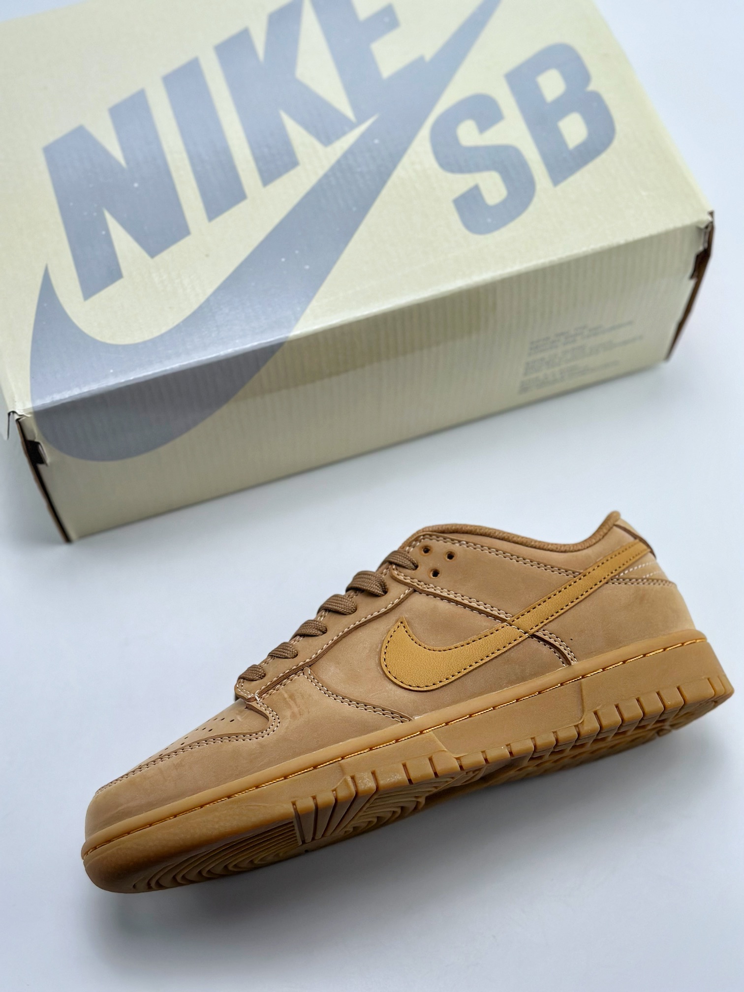 NIKE SB Dunk Low ”Flax” Tan AA4061-200