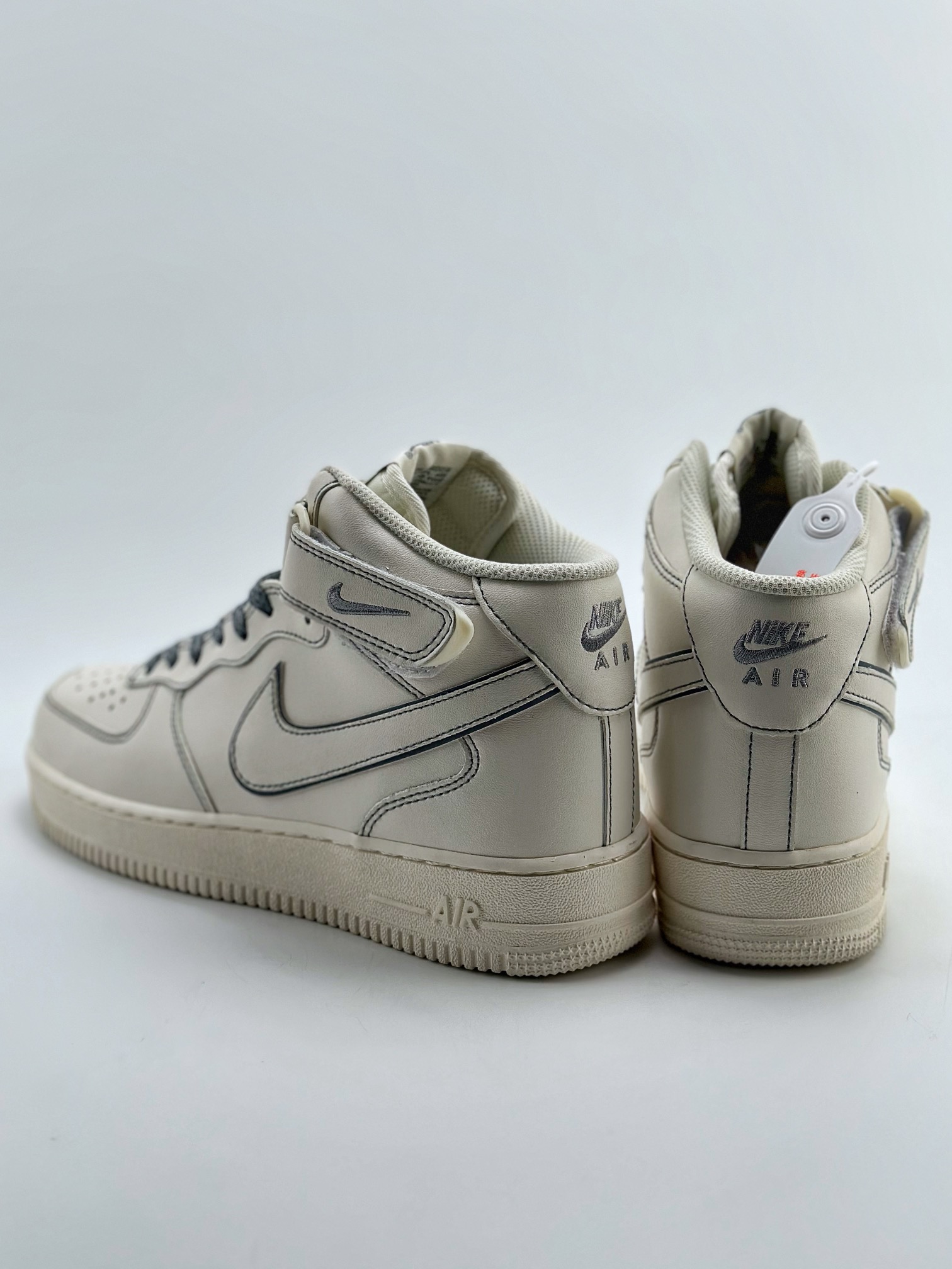 260 Nike Air Force 1 Mid 07 米白深灰3M反光 BY6899-691