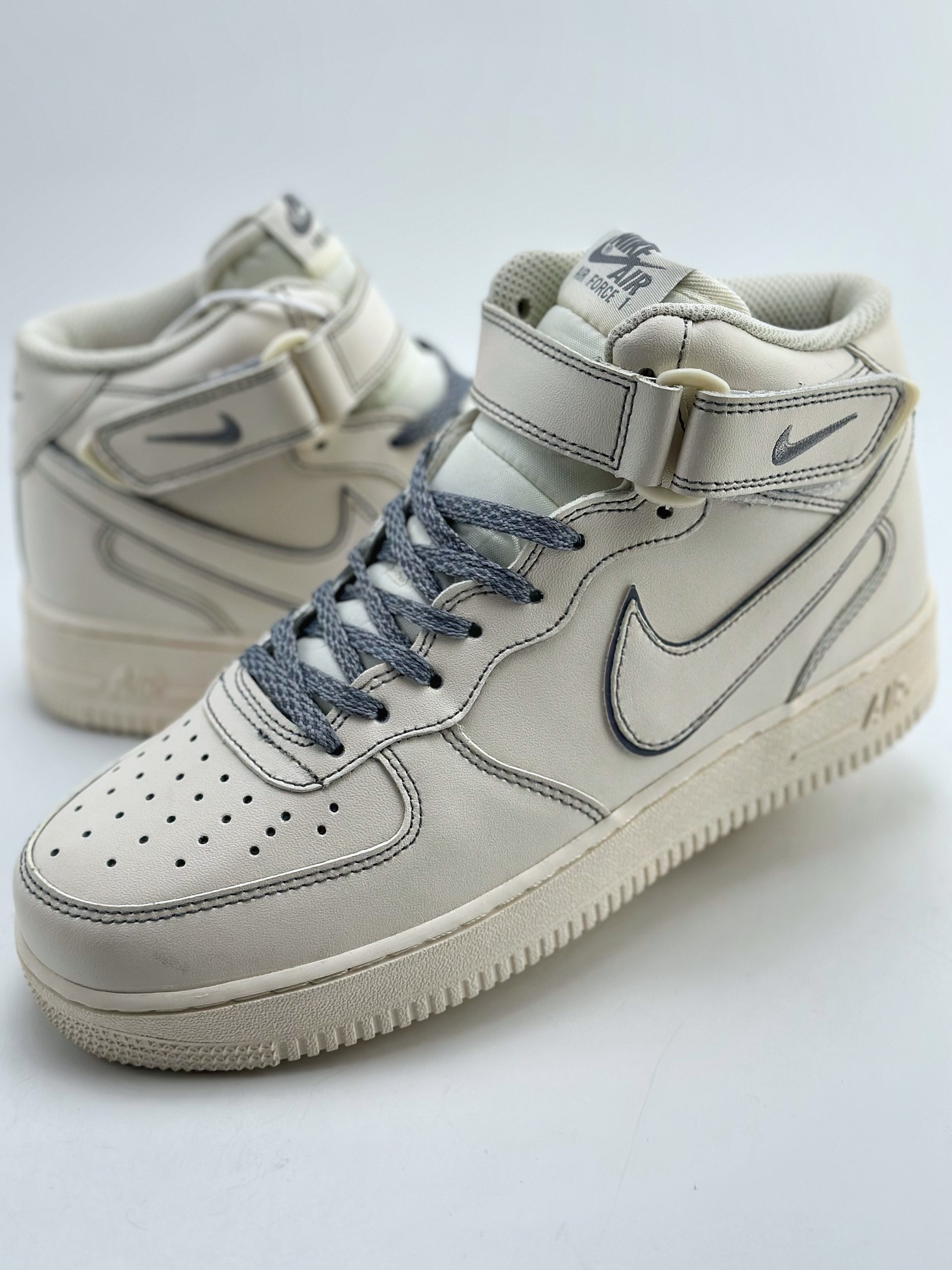 260 Nike Air Force 1 Mid 07 米白深灰3M反光 BY6899-691