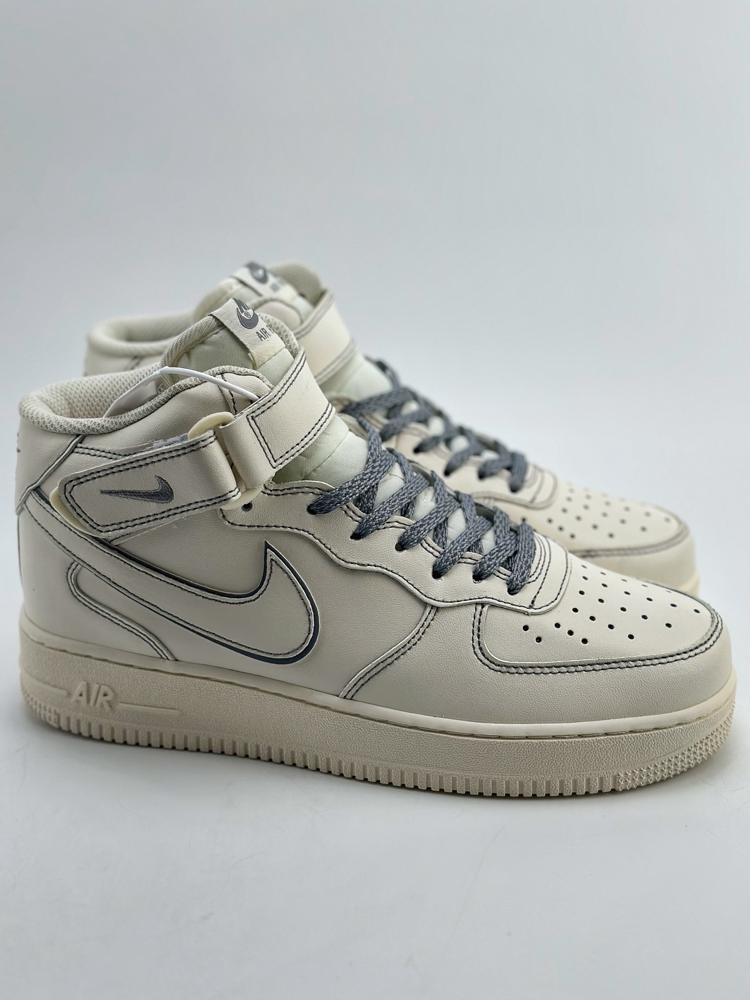 260 Nike Air Force 1 Mid 07 米白深灰3M反光 BY6899-691