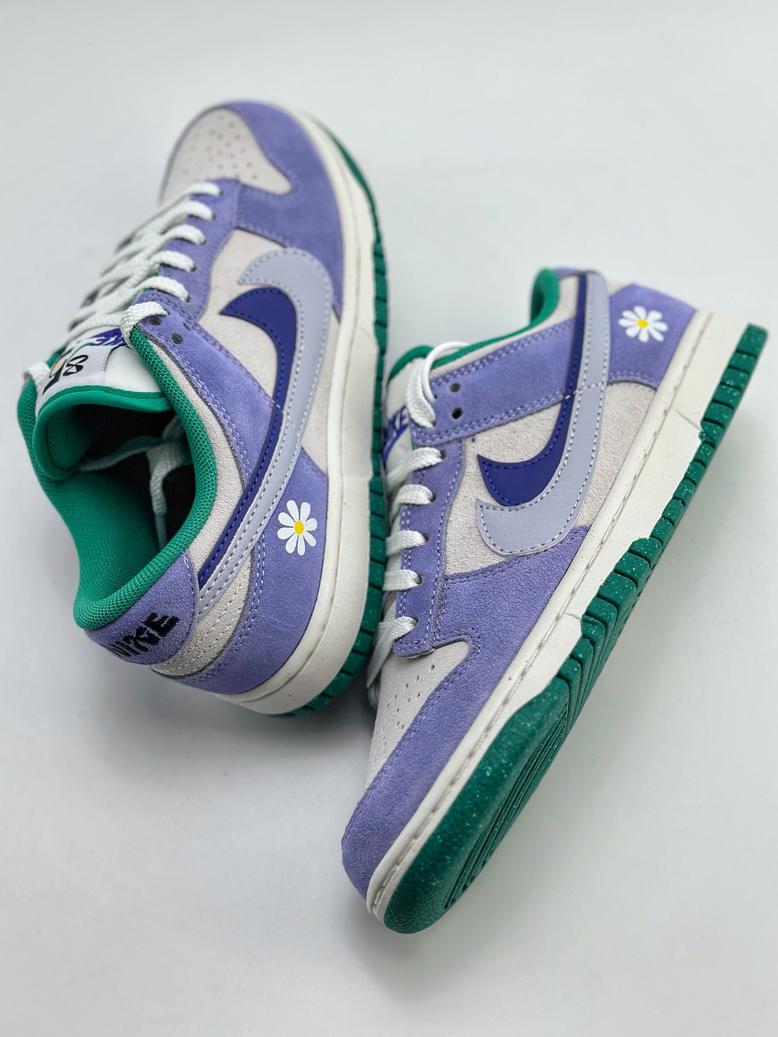 NIKE SB Dunk Low ”85” Double Hook Taro Purple Daisy DO9457-144