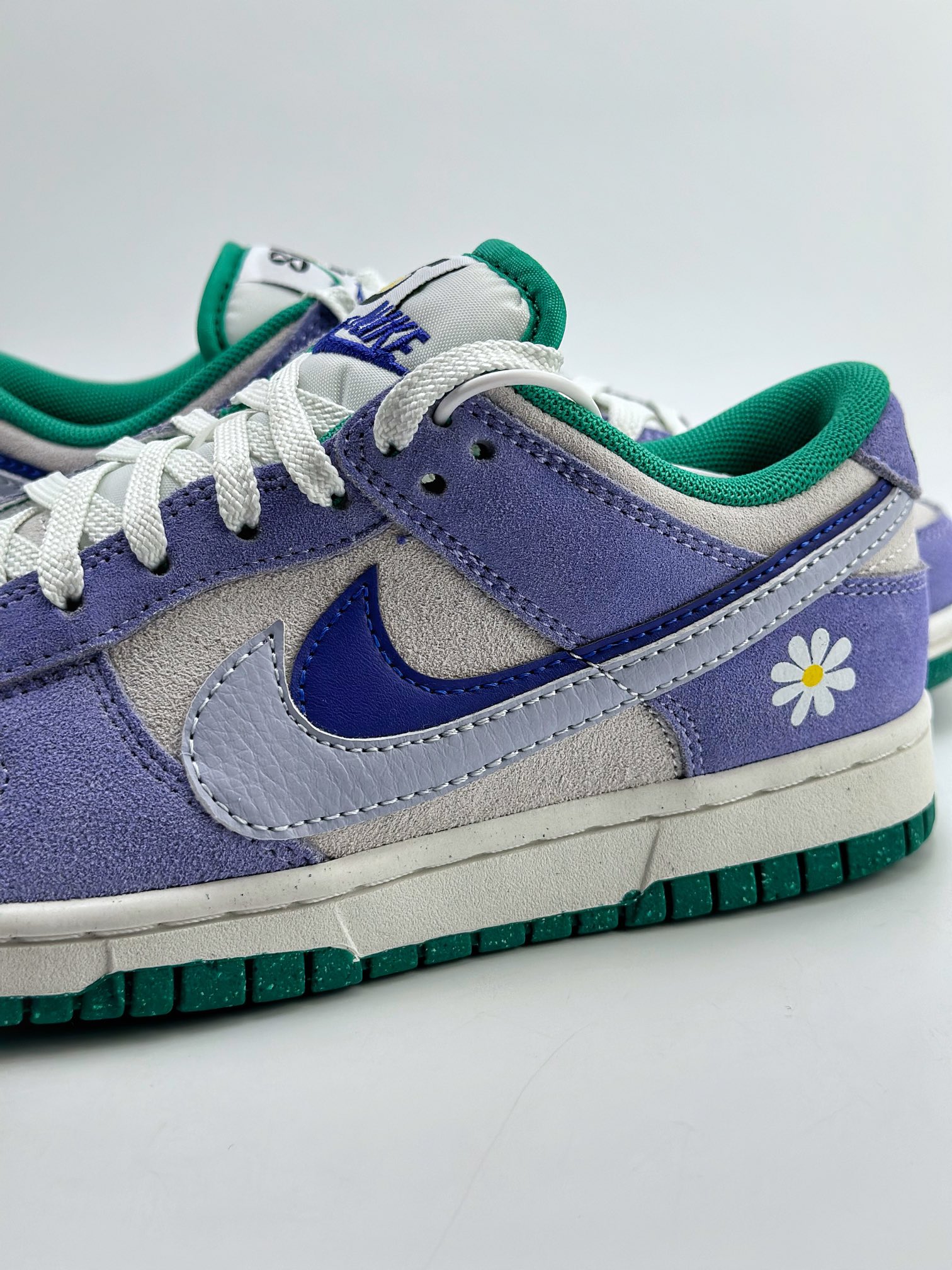 NIKE SB Dunk Low ”85” Double Hook Taro Purple Daisy DO9457-144