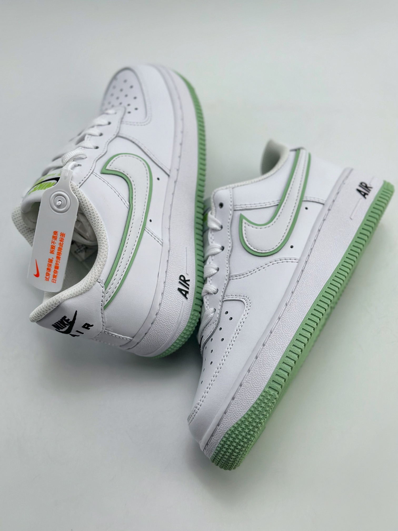 200 Nike Air Force 1 Low 07 白草绿 CT3839-108