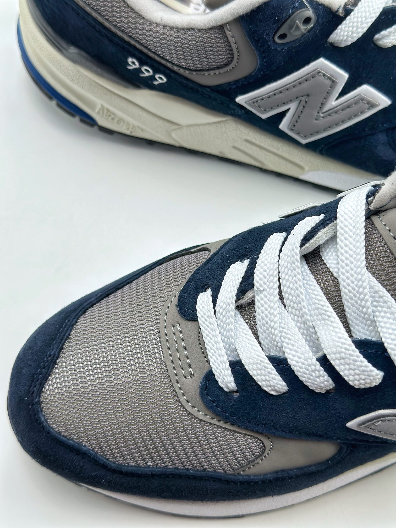 160 New Balance 998 新百伦 3M反光复古慢跑鞋 ENCAP缓震中底 M998NV