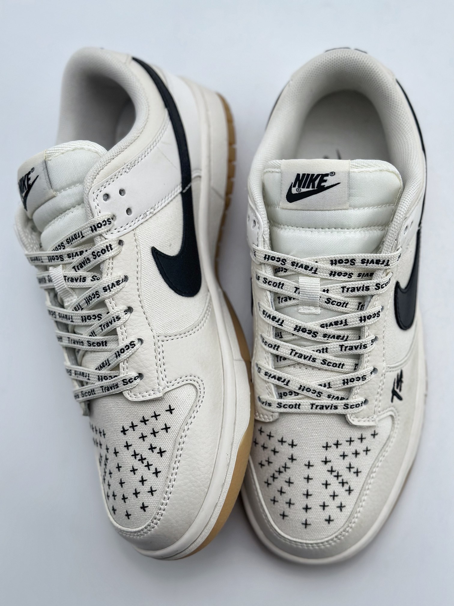 260 Nike SB Dunk Low x Travis Scott 联名米白黑 DD1391-123
