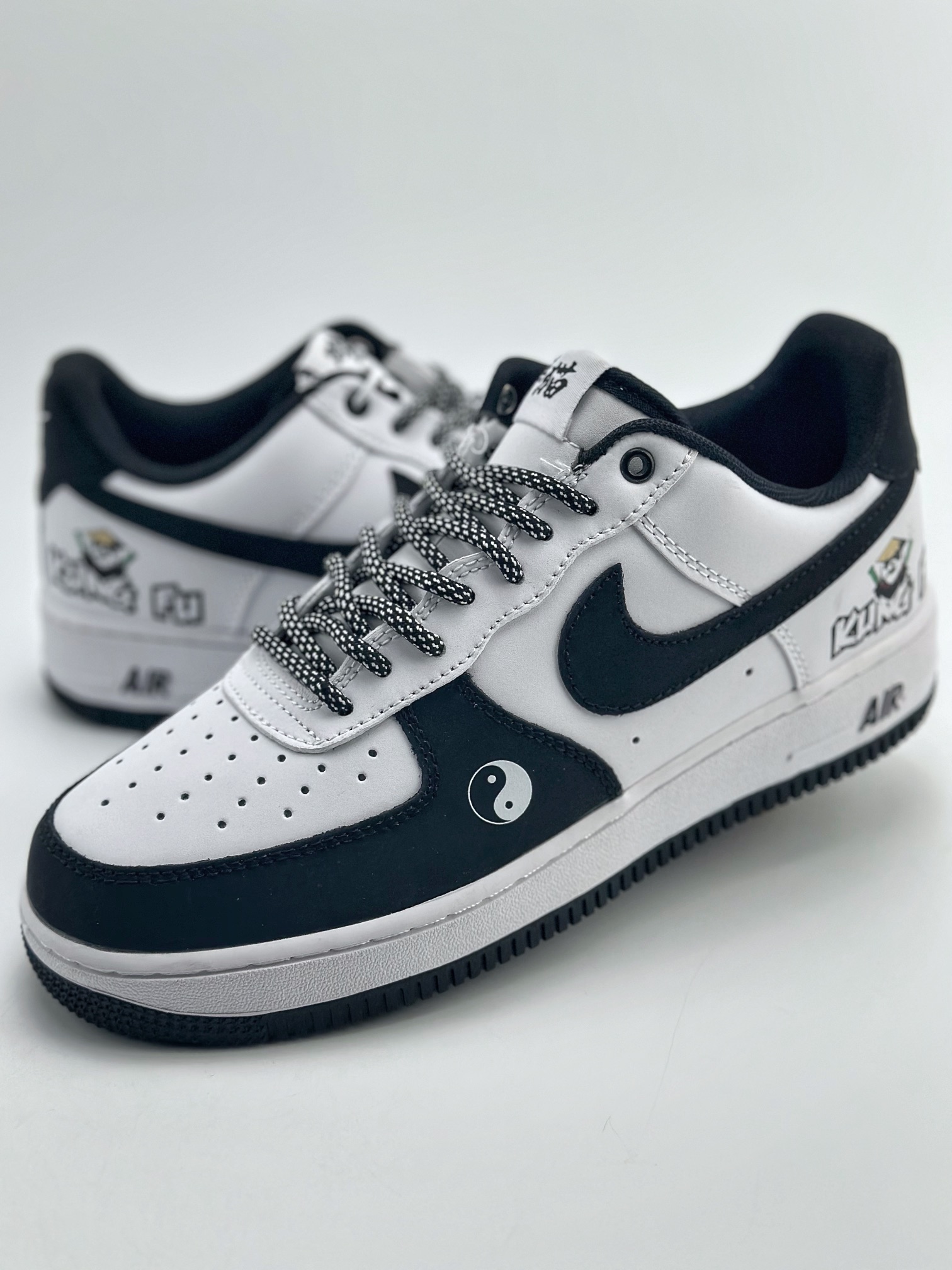 200 Nike Air Force 1 Low 07 ”Kung Fu Panda”黑白功夫熊猫 BS9055-701