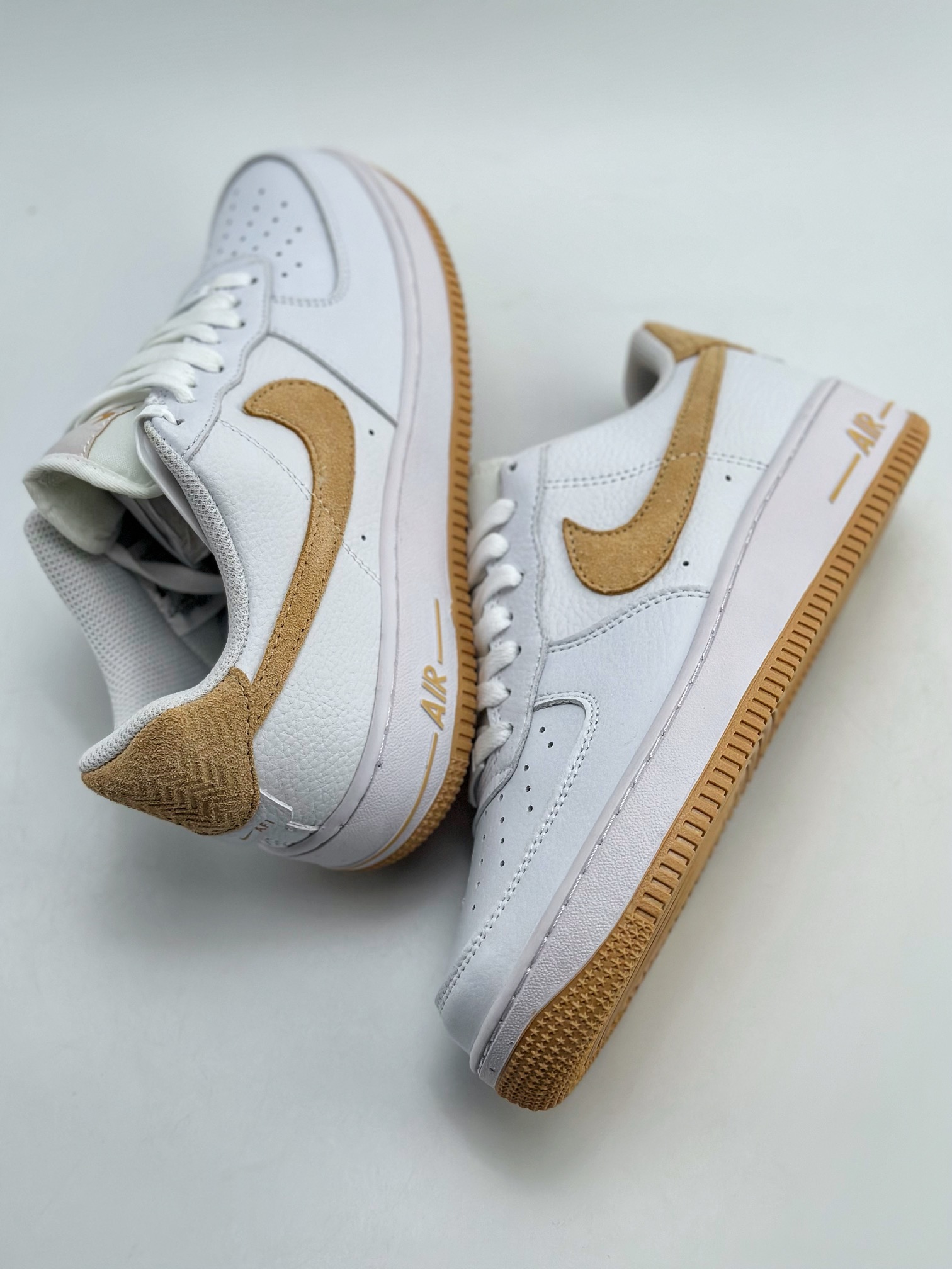 220 Nike Air Force 1 Low 07 白黄毛勾 CN2873-103