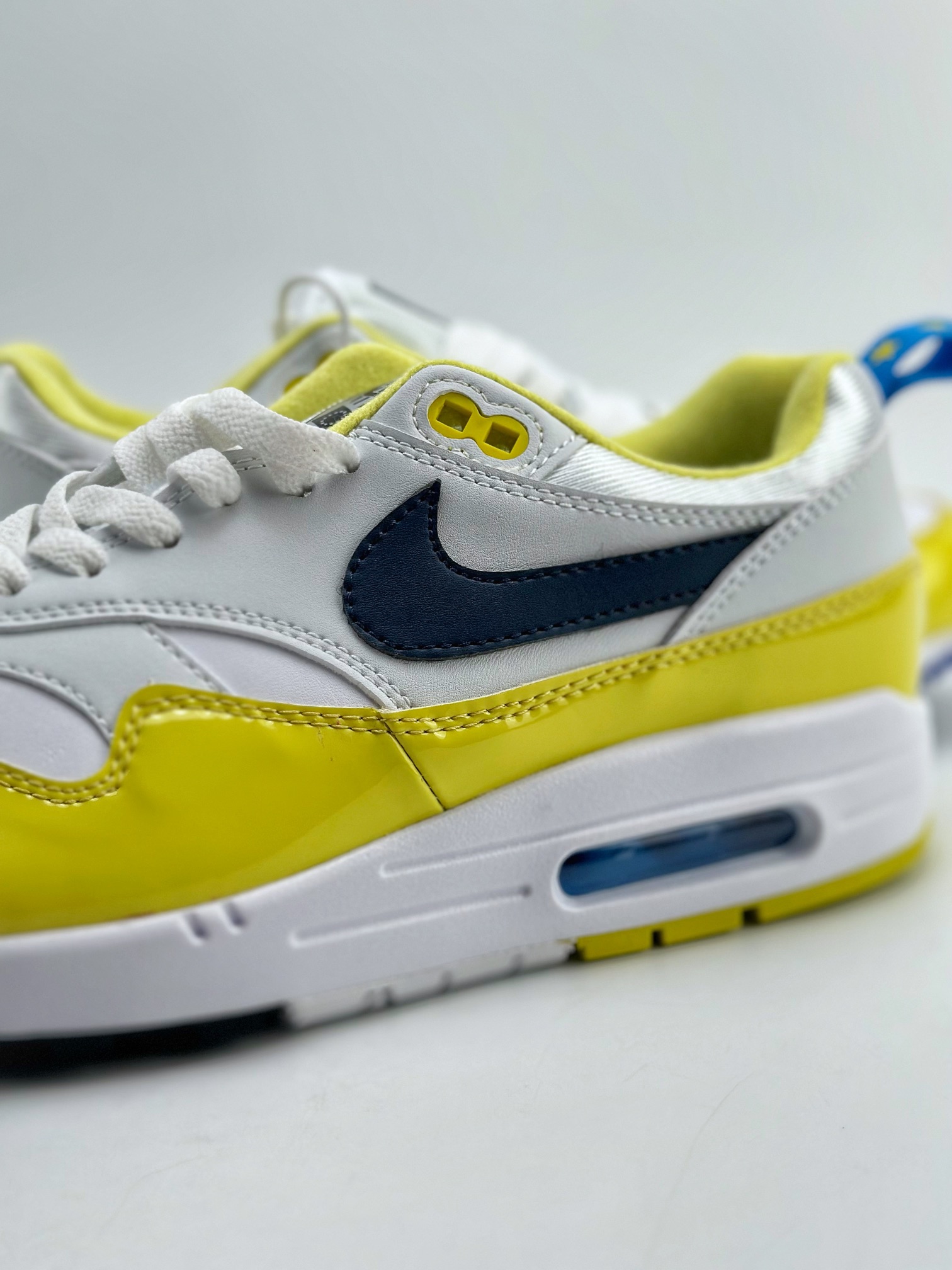 240 Nike Air Max 1 白黄 复古休闲跑步鞋 FN8075-101