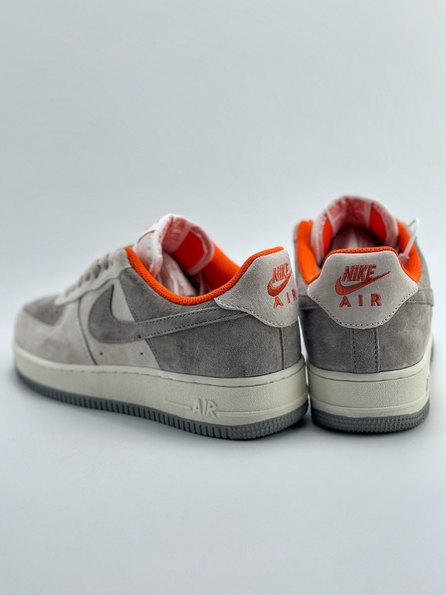 260 Nike Air Force 1 Low 07 灰橙麂皮 CQ5059-102