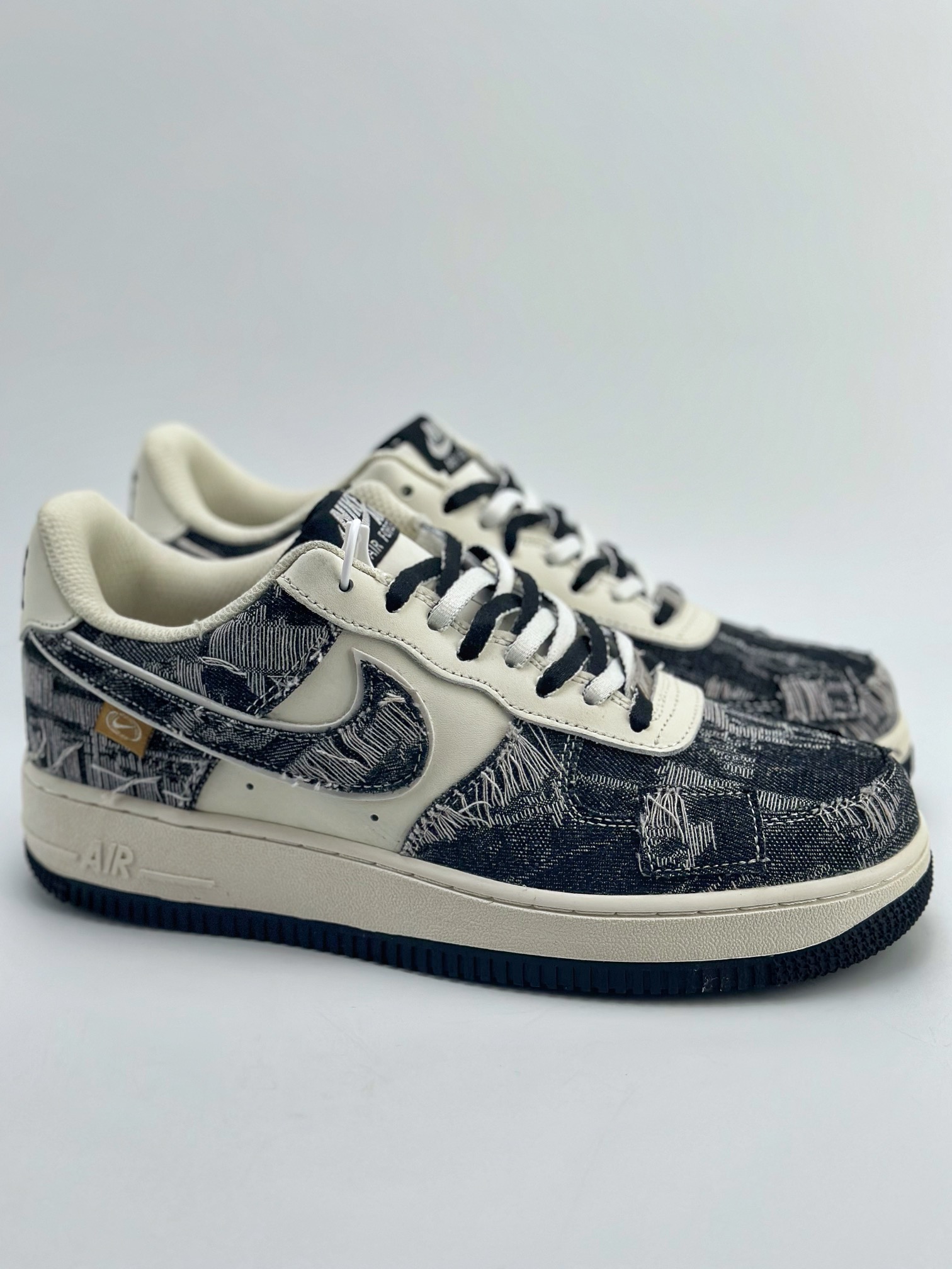 240 Nike Air Force 1 Low 07 白黑牛仔补丁 FB0607-066