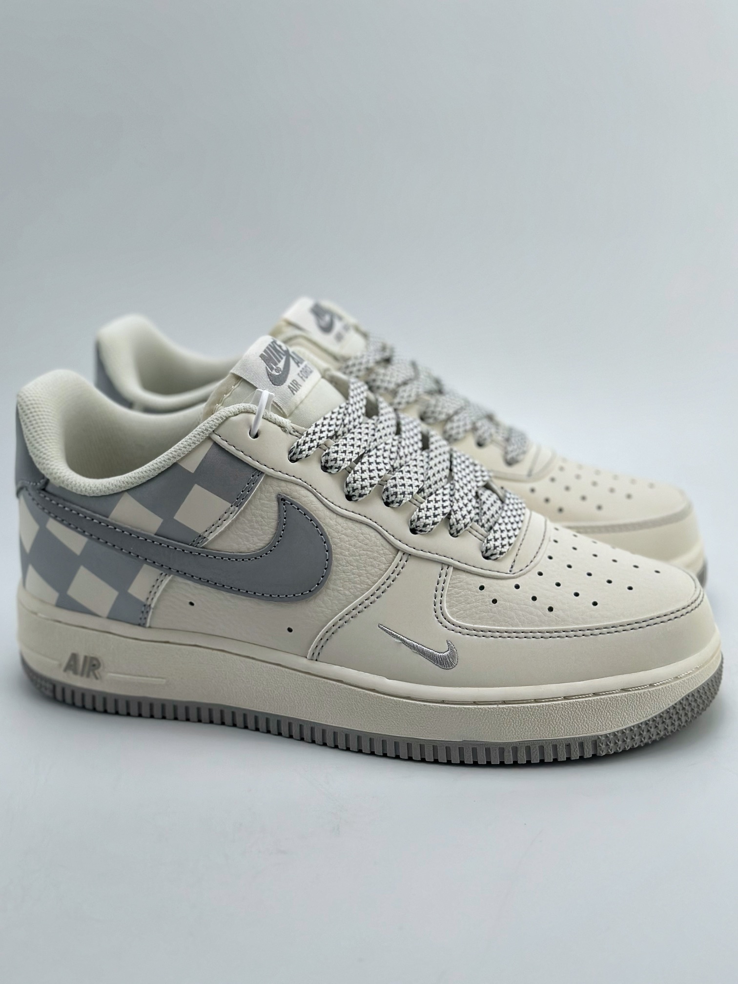 240 Nike Air Force 1 Low 07 白银旗盘 GZ5688-077