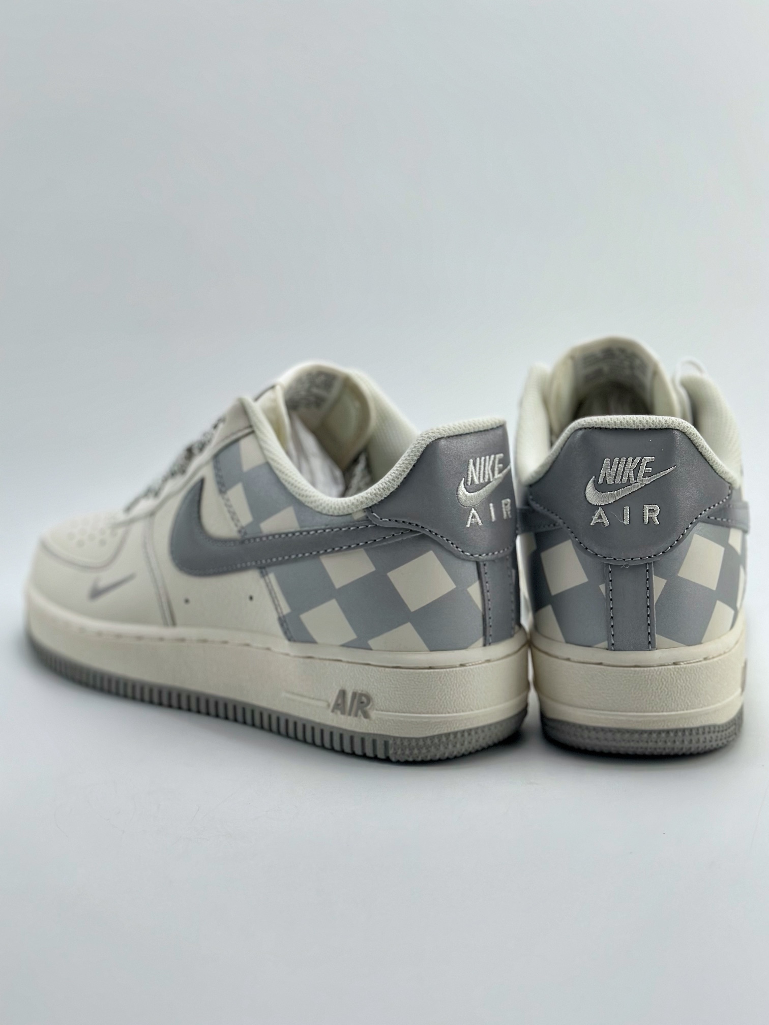 240 Nike Air Force 1 Low 07 白银旗盘 GZ5688-077