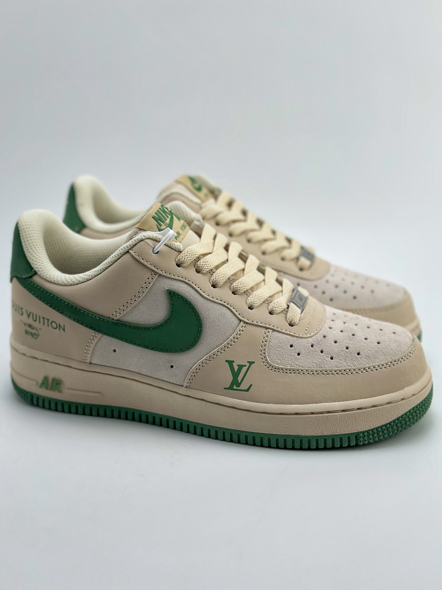 200 Nike Air Force 1 Low 07 x Louis Vuitton 灰绿麂皮 BS8856-821