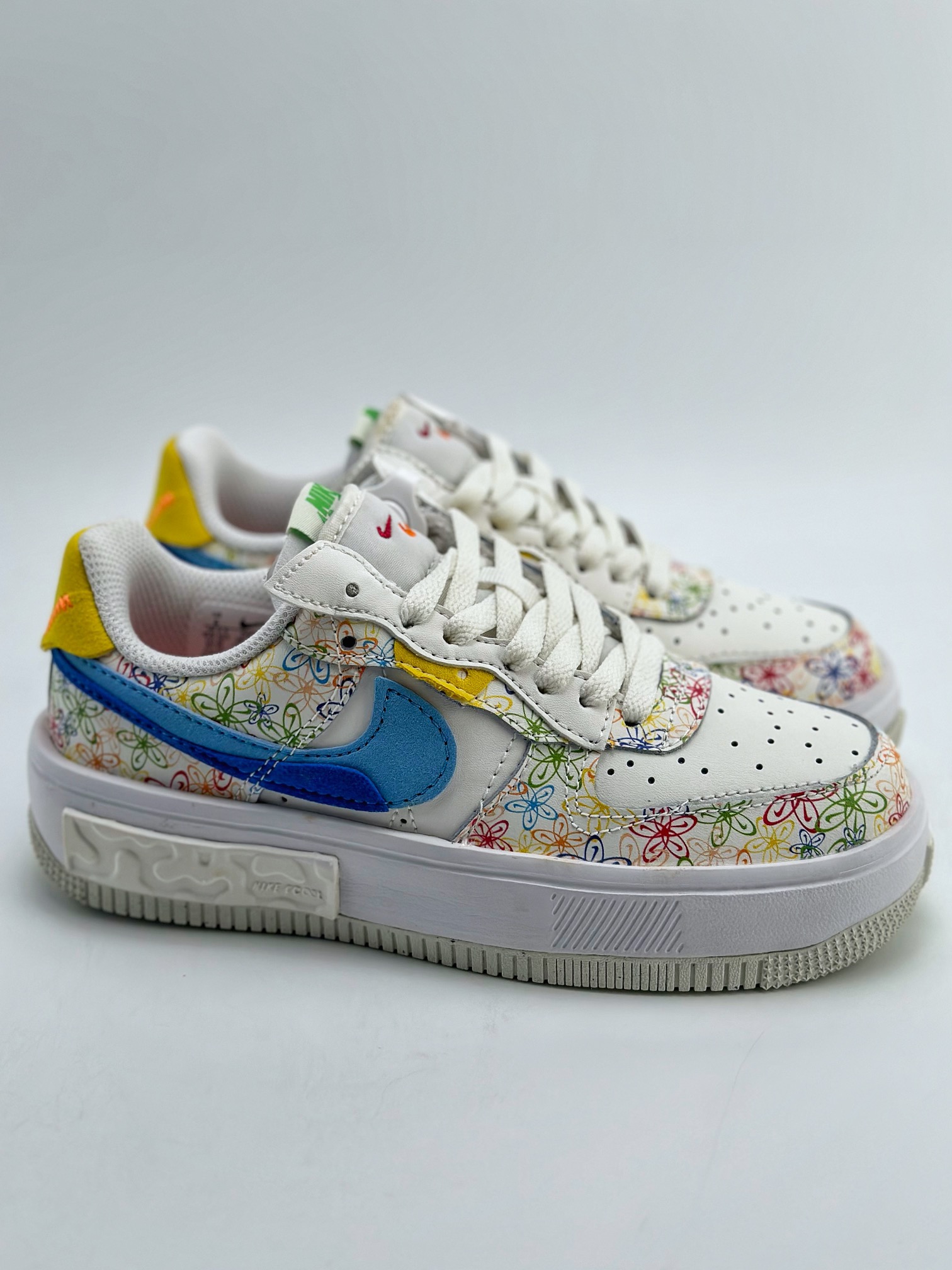 220 Nike Air Force 1 Low 07 Shadow 花卉马卡龙 DV3211-100