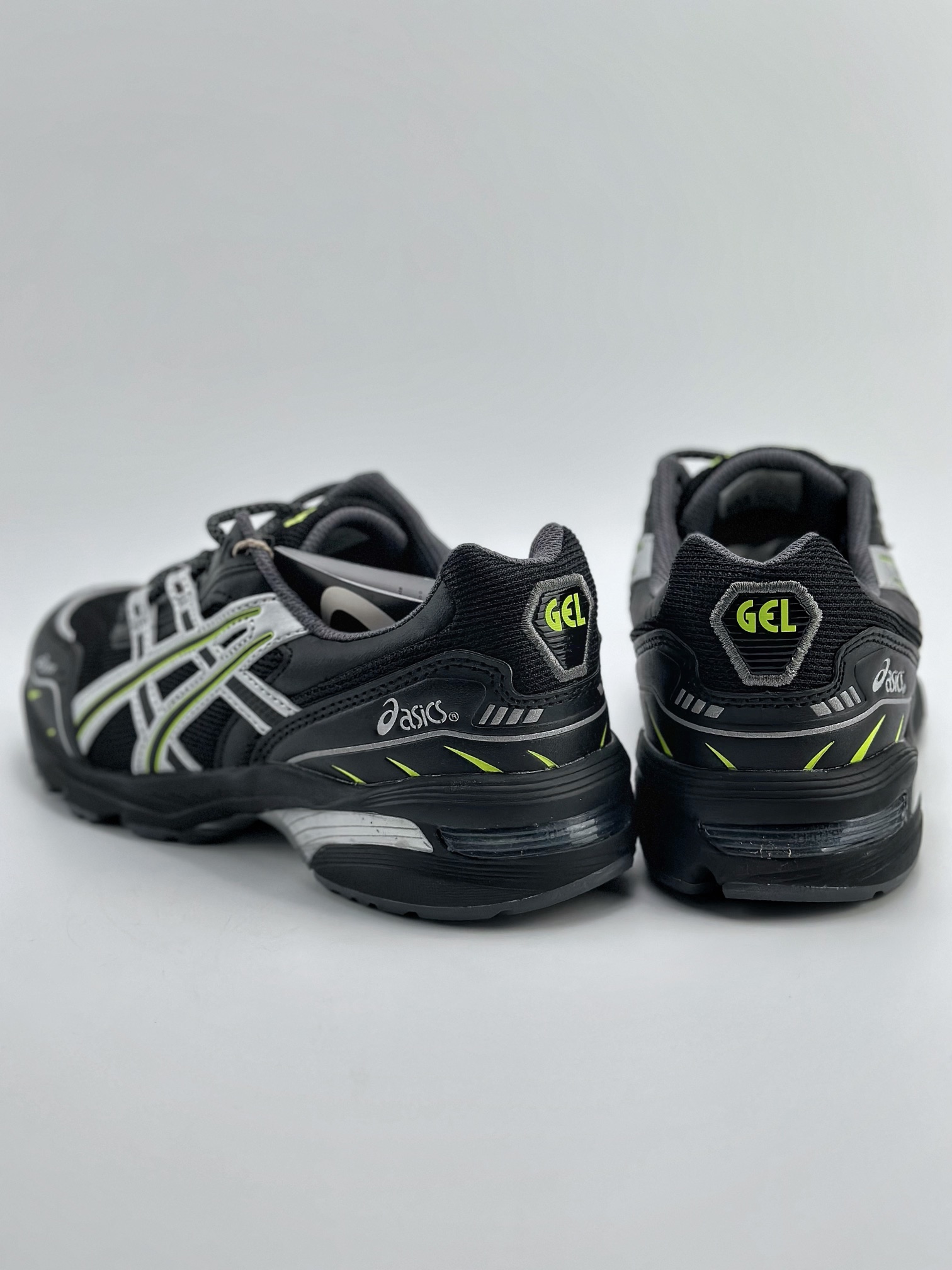 160 亚瑟士ASICS Tiger GEL-1090系列 1201A041-001