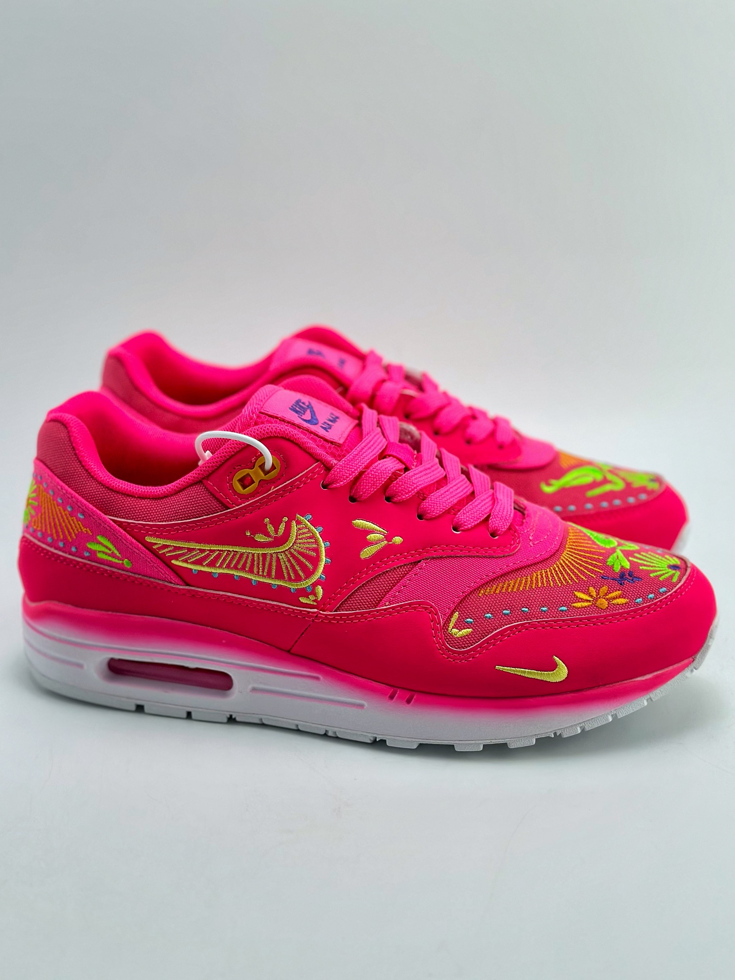 240 Nike Air Max 1 刺绣红 复古休闲跑步鞋 FQ8172-645