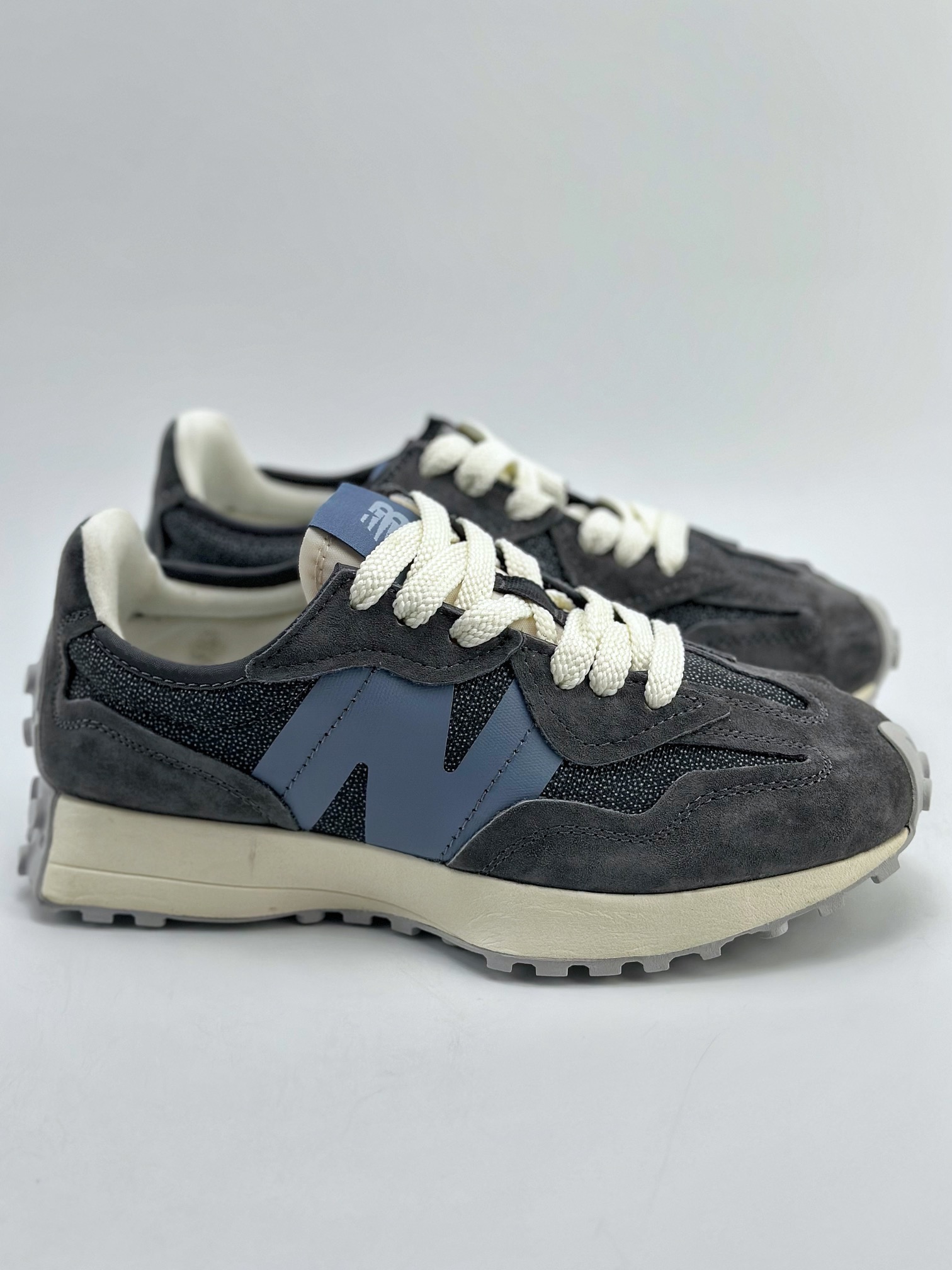 150 New Balance MS327系列 复古休闲运动慢跑鞋 U327WPC