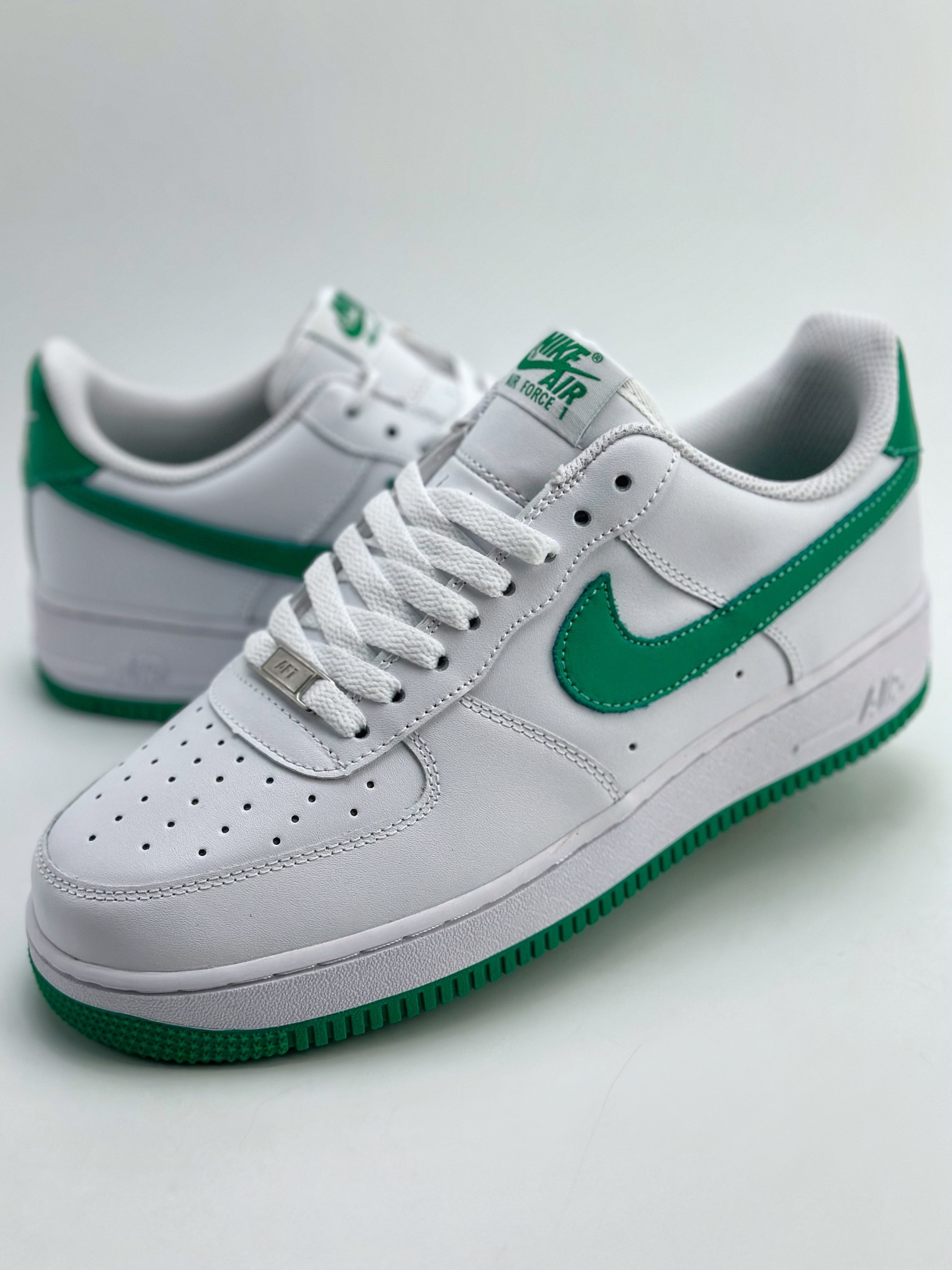 200 Nike Air Force 1 Low 07 白绿 FJ4146-102