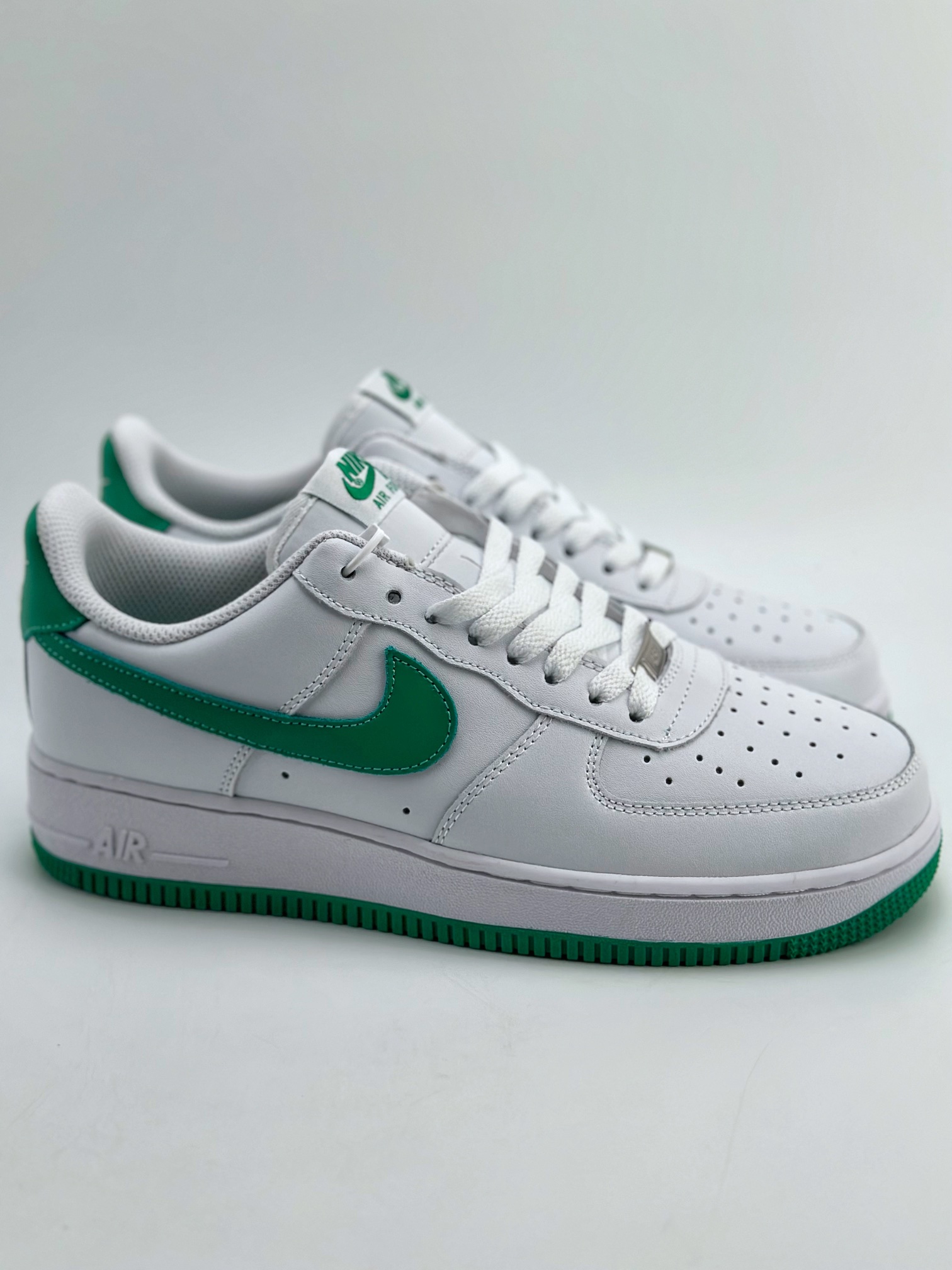 200 Nike Air Force 1 Low 07 白绿 FJ4146-102