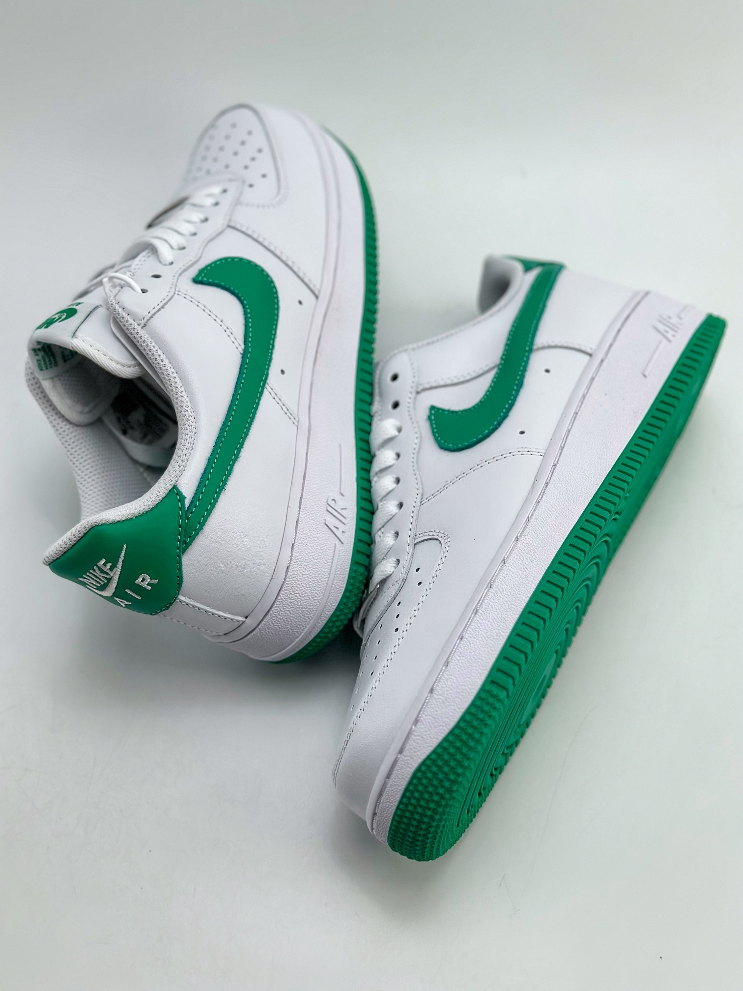 200 Nike Air Force 1 Low 07 白绿 FJ4146-102