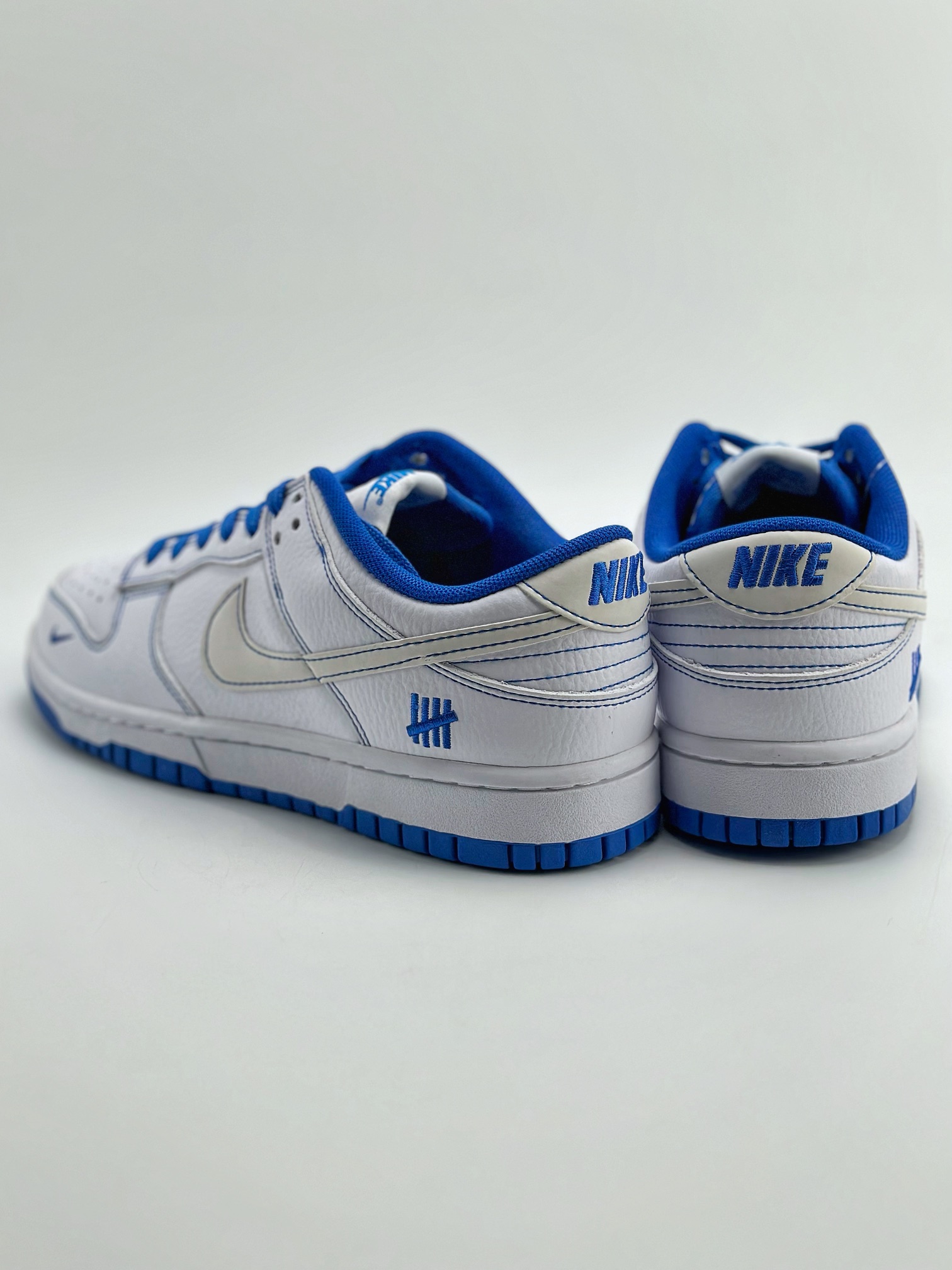 210 NIKE SB Dunk Low x UNDEFEATED 五杠白蓝 DD1391-107